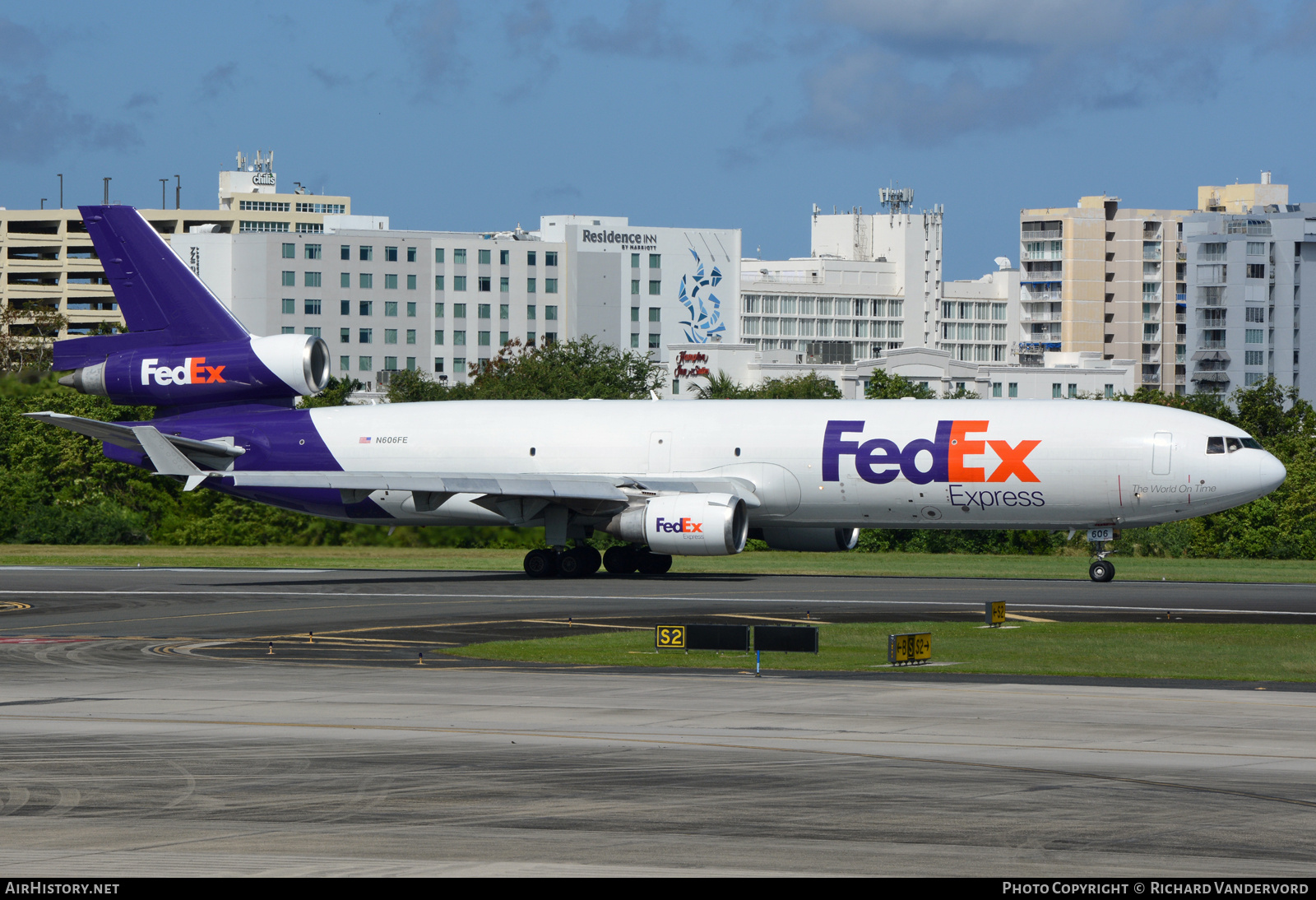 Aircraft Photo of N606FE | McDonnell Douglas MD-11F | FedEx Express - Federal Express | AirHistory.net #698672