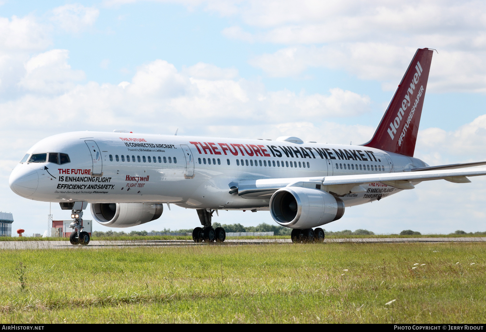 Aircraft Photo of N757HW | Boeing 757-225 | Honeywell Flight Test | AirHistory.net #698702