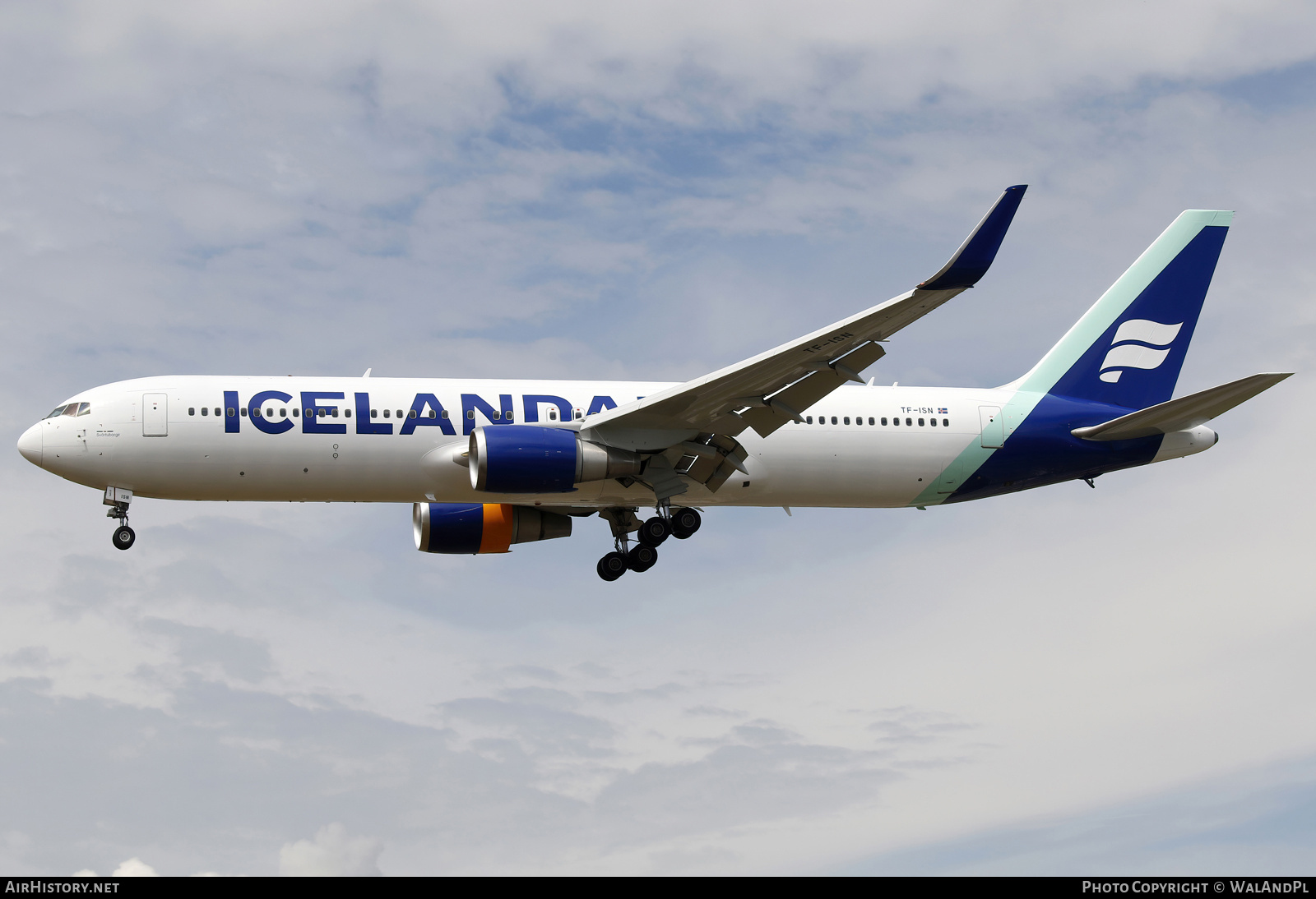 Aircraft Photo of TF-ISN | Boeing 767-319/ER | Icelandair | AirHistory.net #698725