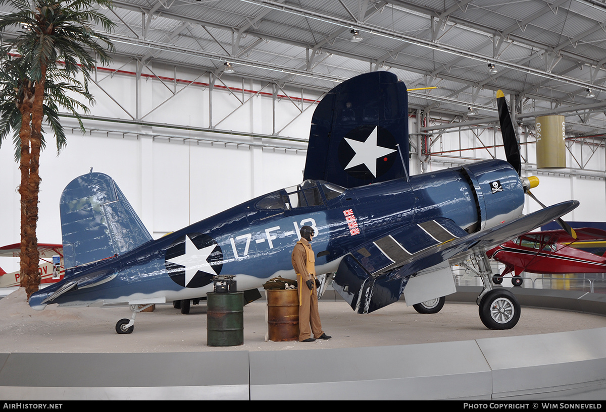 Aircraft Photo of 17995 | Vought F4U-1A Corsair | USA - Navy | AirHistory.net #698783
