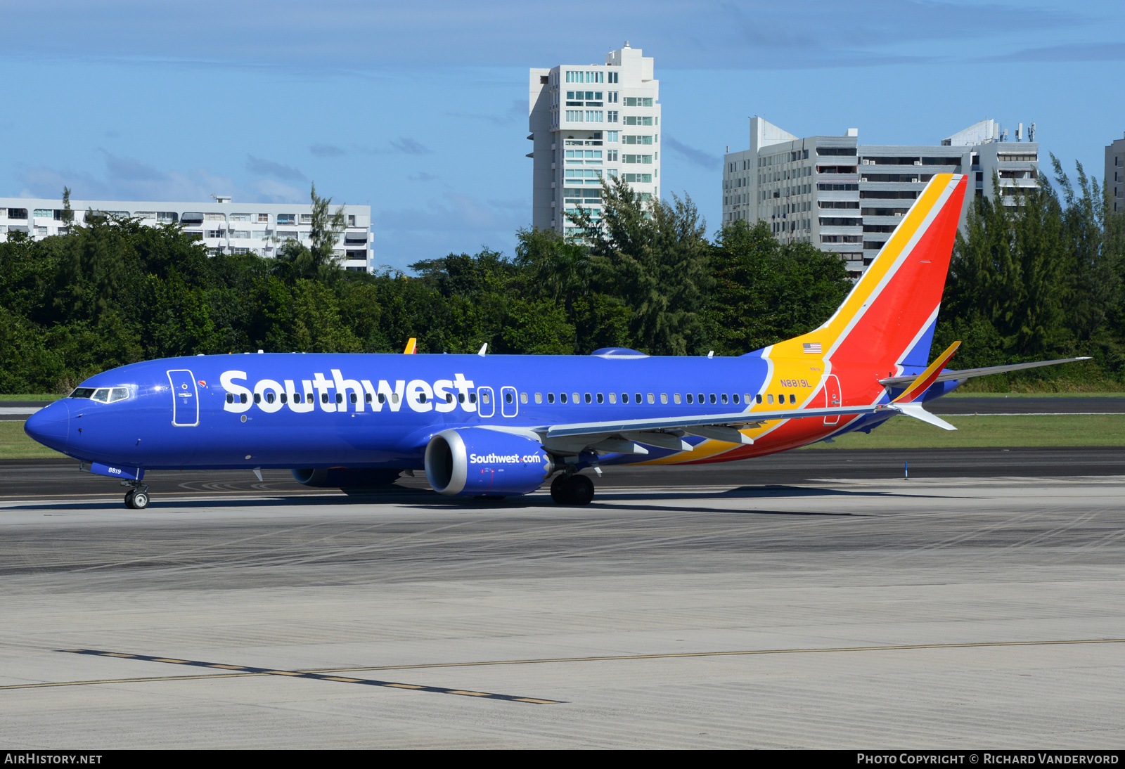 Aircraft Photo of N8819L | Boeing 737-8 Max 8 | Southwest Airlines | AirHistory.net #698831