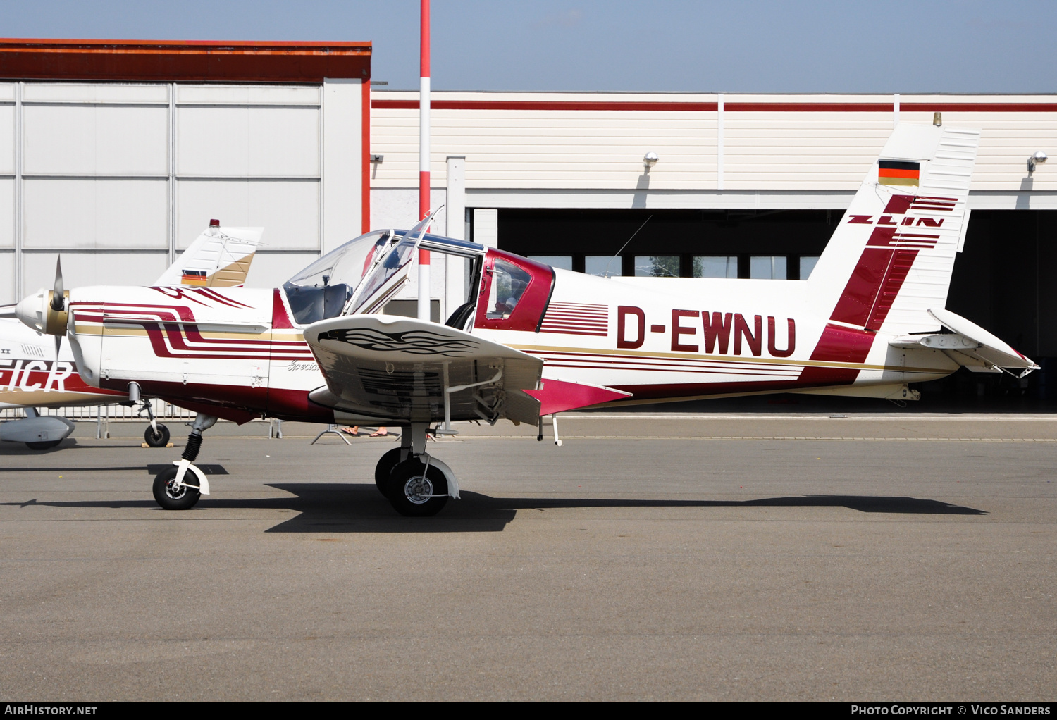 Aircraft Photo of D-EWNU | Zlin Z-42M | AirHistory.net #698848