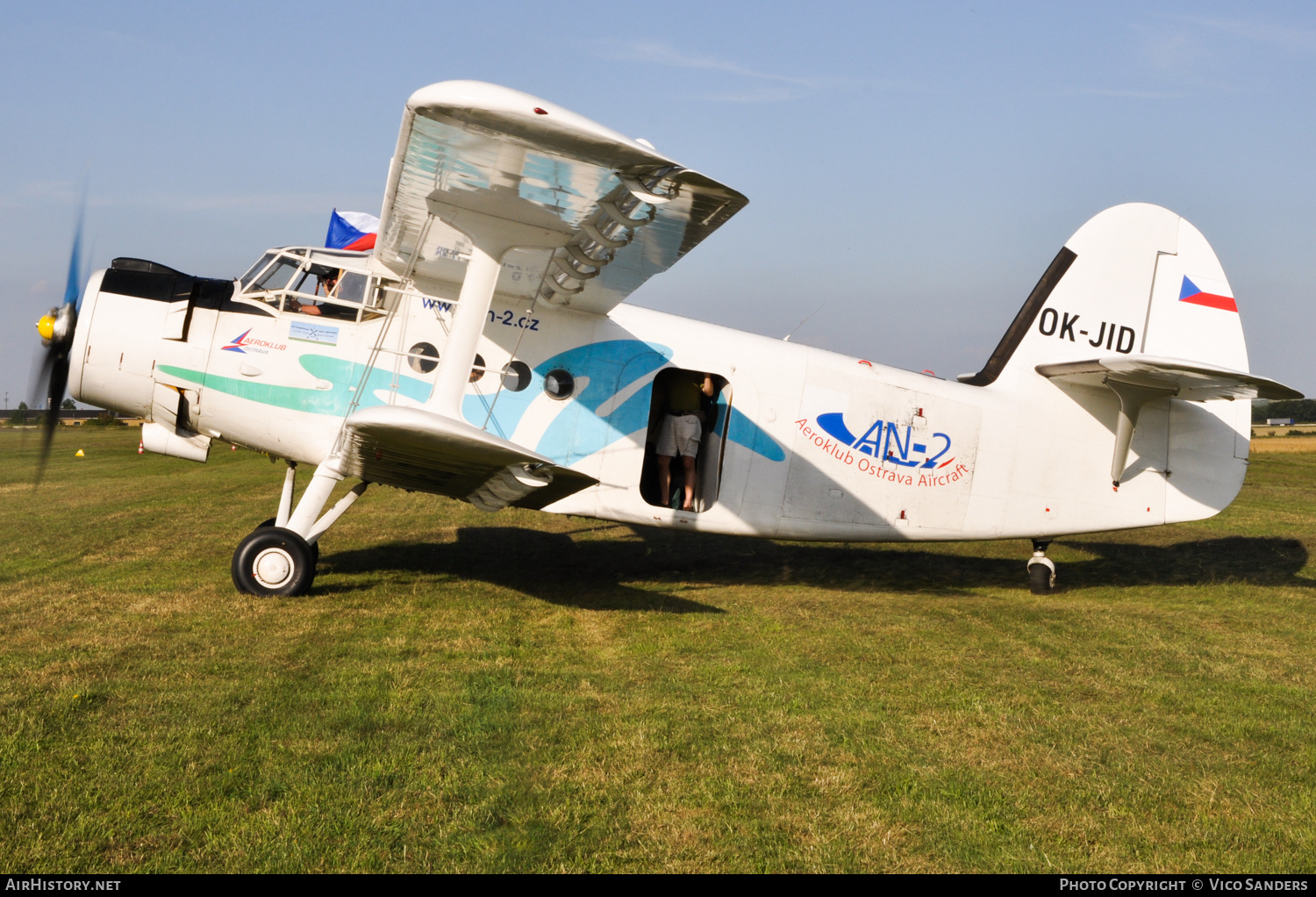 Aircraft Photo of OK-JID | Antonov An-2R | Aeroklub Ostrava | AirHistory.net #698954