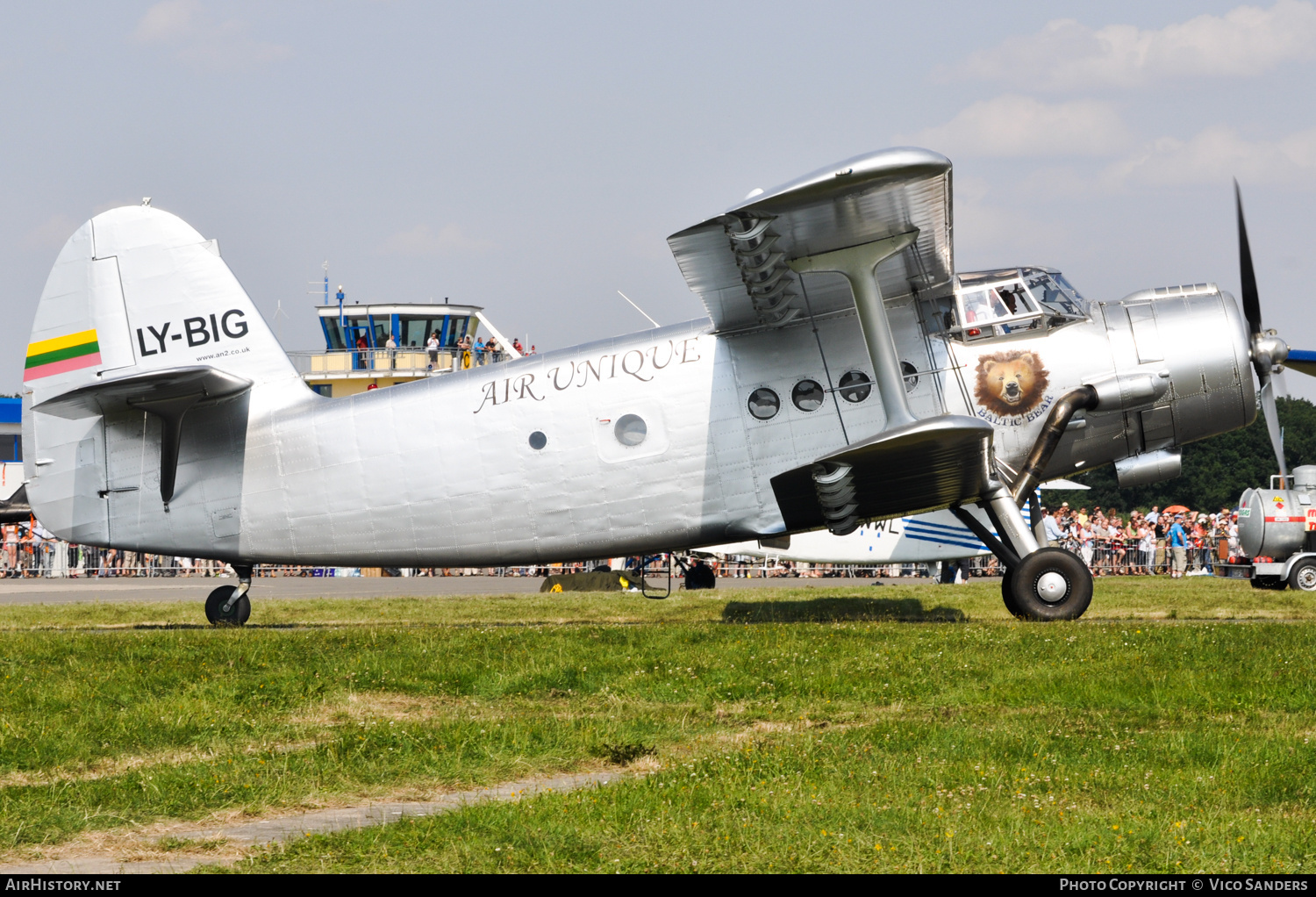 Aircraft Photo of LY-BIG | Antonov An-2T | Air Unique | AirHistory.net #699006