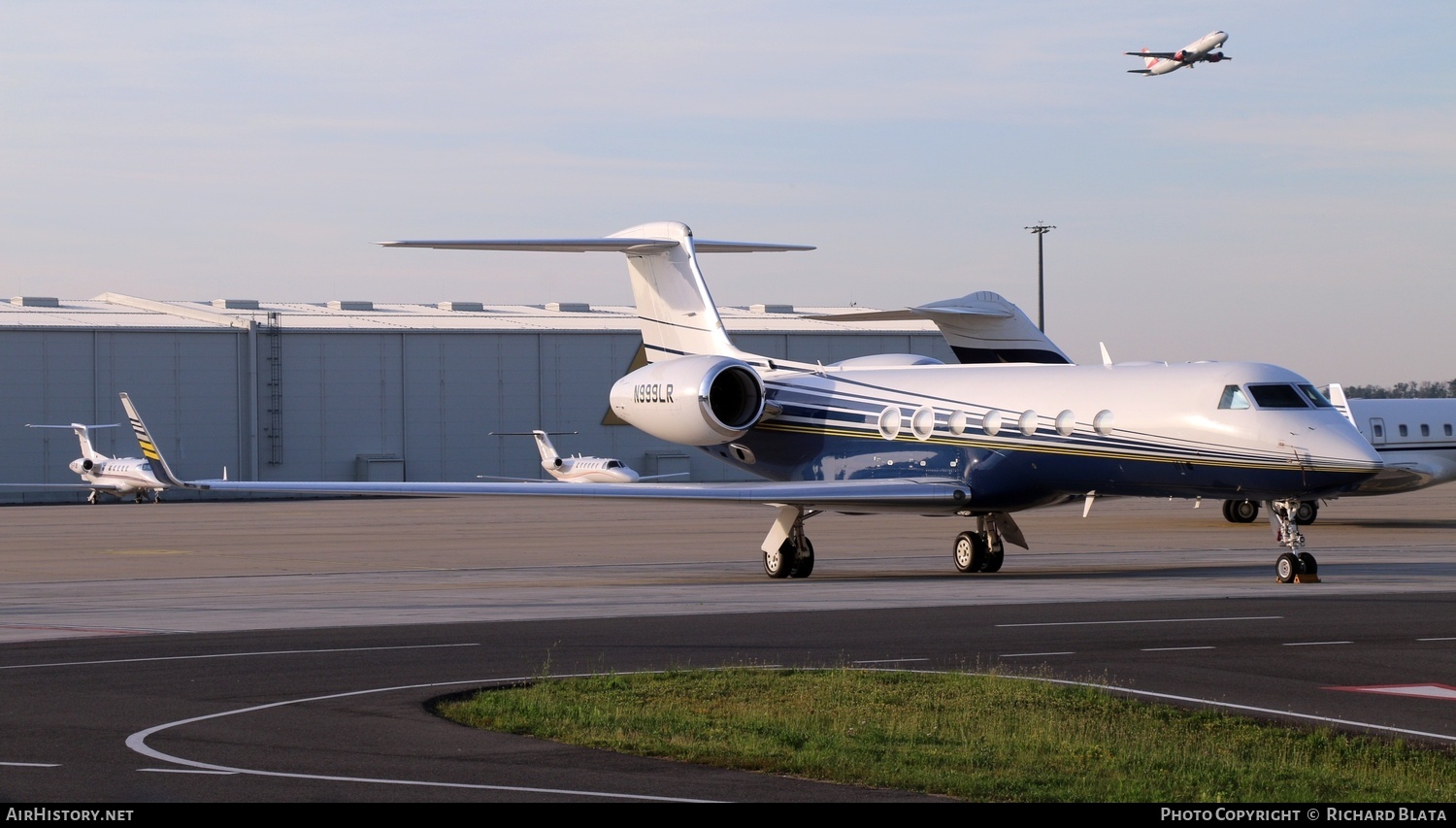 Aircraft Photo of N999LR | Gulfstream Aerospace G-V-SP Gulfstream G550 | AirHistory.net #699030