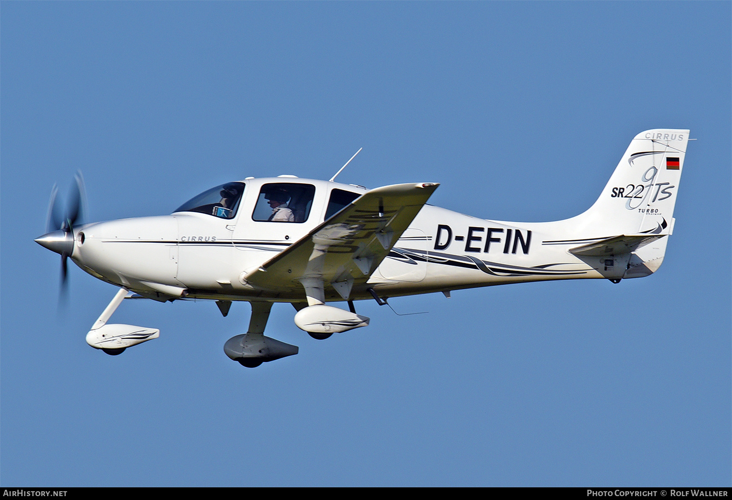 Aircraft Photo of D-EFIN | Cirrus SR-22 G2-GTS Turbo | AirHistory.net #699061