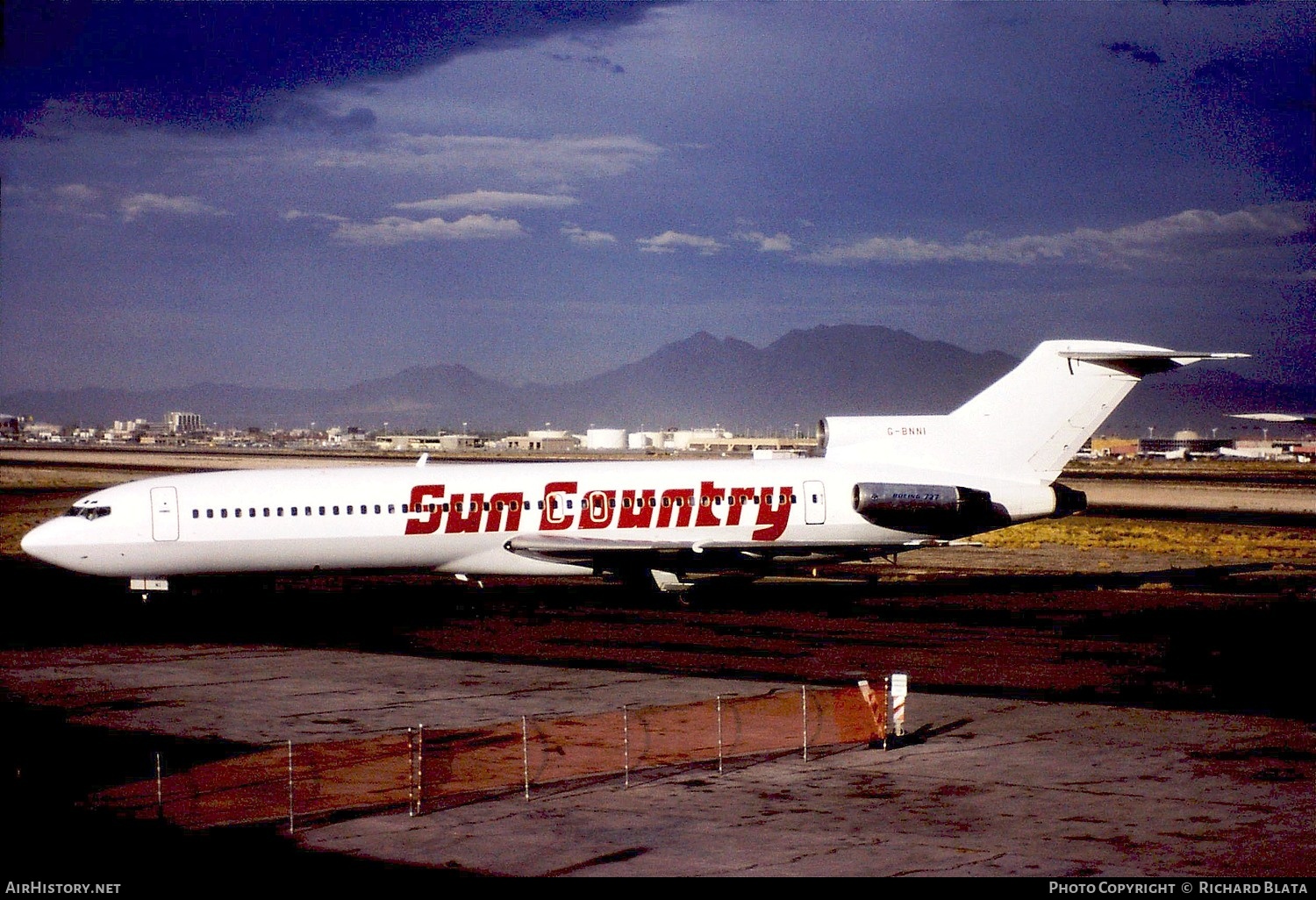 Aircraft Photo of G-BNNI | Boeing 727-276/Adv | Sun Country Airlines | AirHistory.net #699217