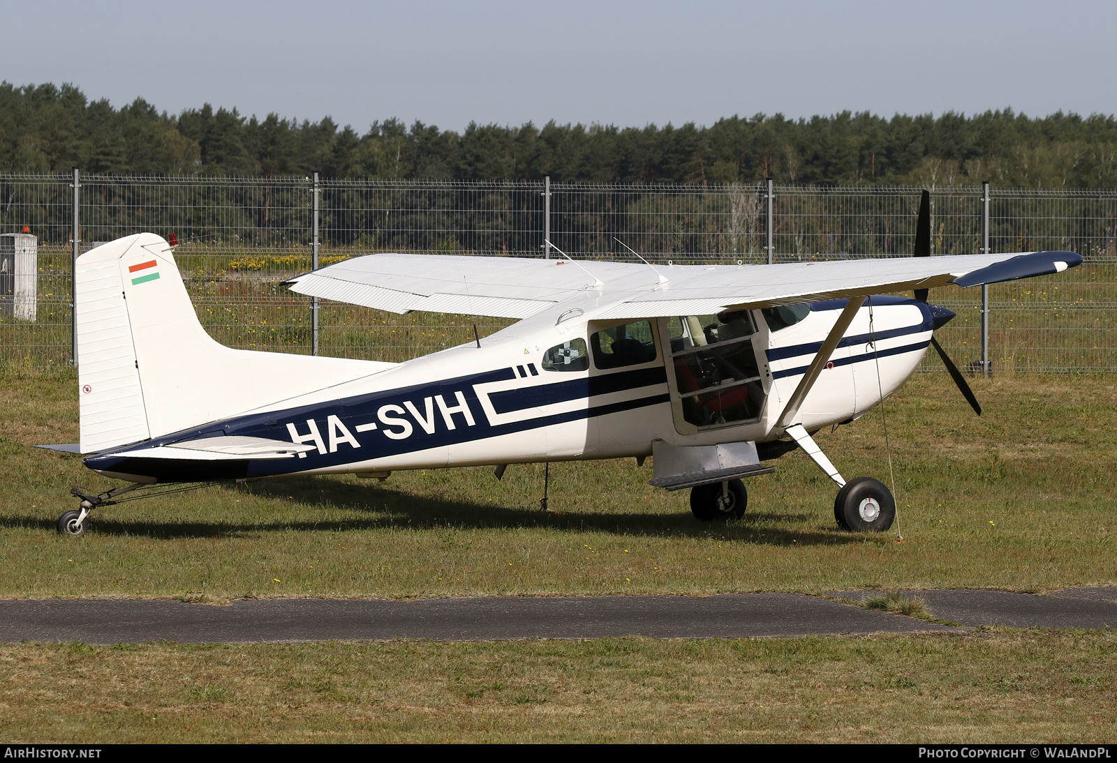 Aircraft Photo of HA-SVH | Cessna A185F Skywagon 185 | AirHistory.net #699222