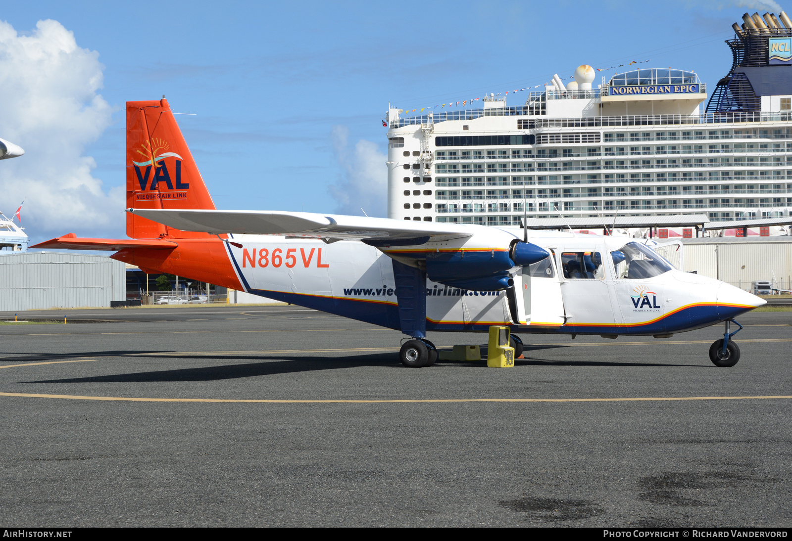 Aircraft Photo of N865VL | Pilatus Britten-Norman BN-2B-27 Islander | Vieques Air Link - VAL | AirHistory.net #699333