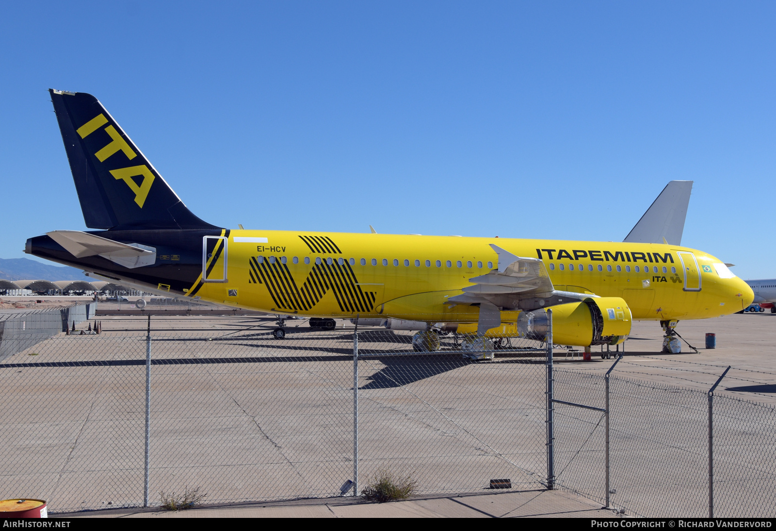 Aircraft Photo of EI-HCV | Airbus A320-232 | Itapemirim Transportes Aéreos - ITA | AirHistory.net #699344