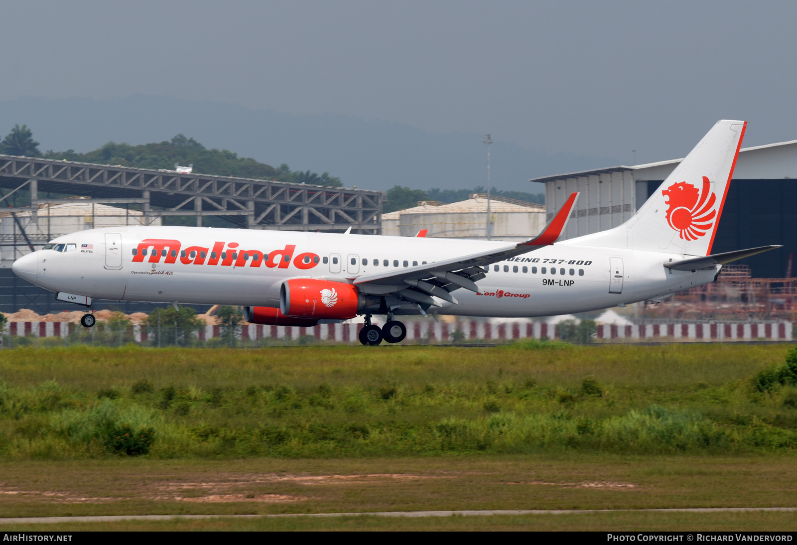 Aircraft Photo of 9M-LNP | Boeing 737-8GP | Malindo Air | AirHistory.net #699359