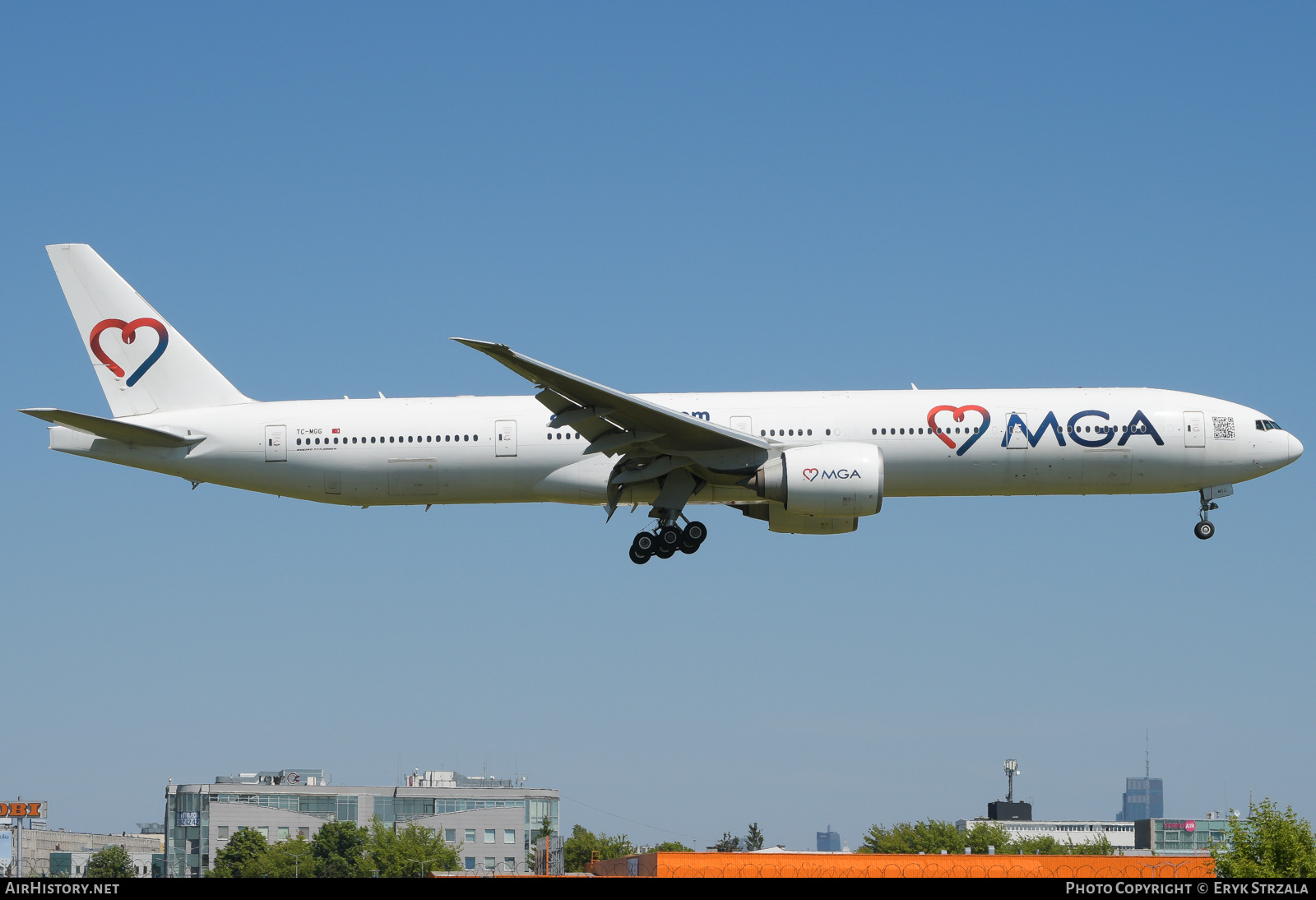 Aircraft Photo of TC-MGG | Boeing 777-3ZG/ER | MGA - Mavi Gok Aviation | AirHistory.net #699699