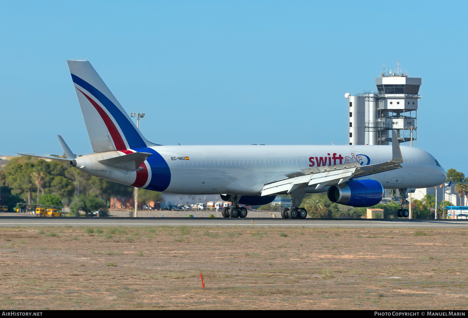 Aircraft Photo of EC-NIU | Boeing 757-223(PCF) | Swiftair | AirHistory.net #699781