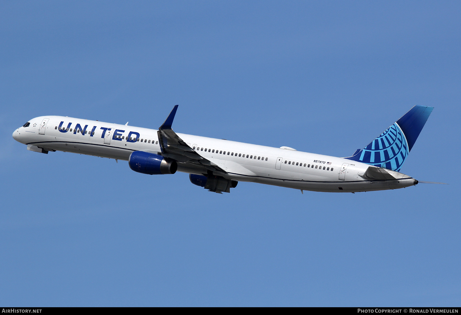 Aircraft Photo of N57870 | Boeing 757-33N | United Airlines | AirHistory.net #699871