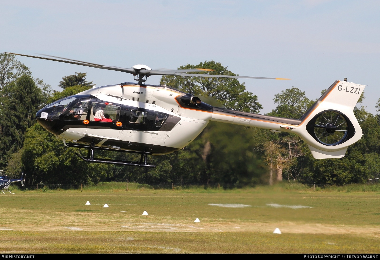 Aircraft Photo of G-LZZI | Airbus Helicopters H-145 (BK-117D-3) | AirHistory.net #699941