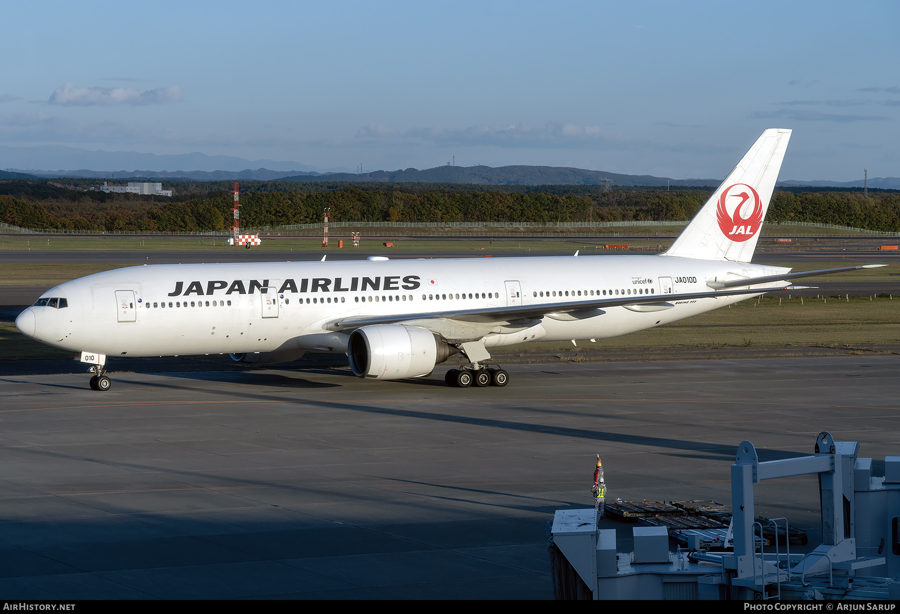 Aircraft Photo of JA010D | Boeing 777-289 | Japan Airlines - JAL | AirHistory.net #699995