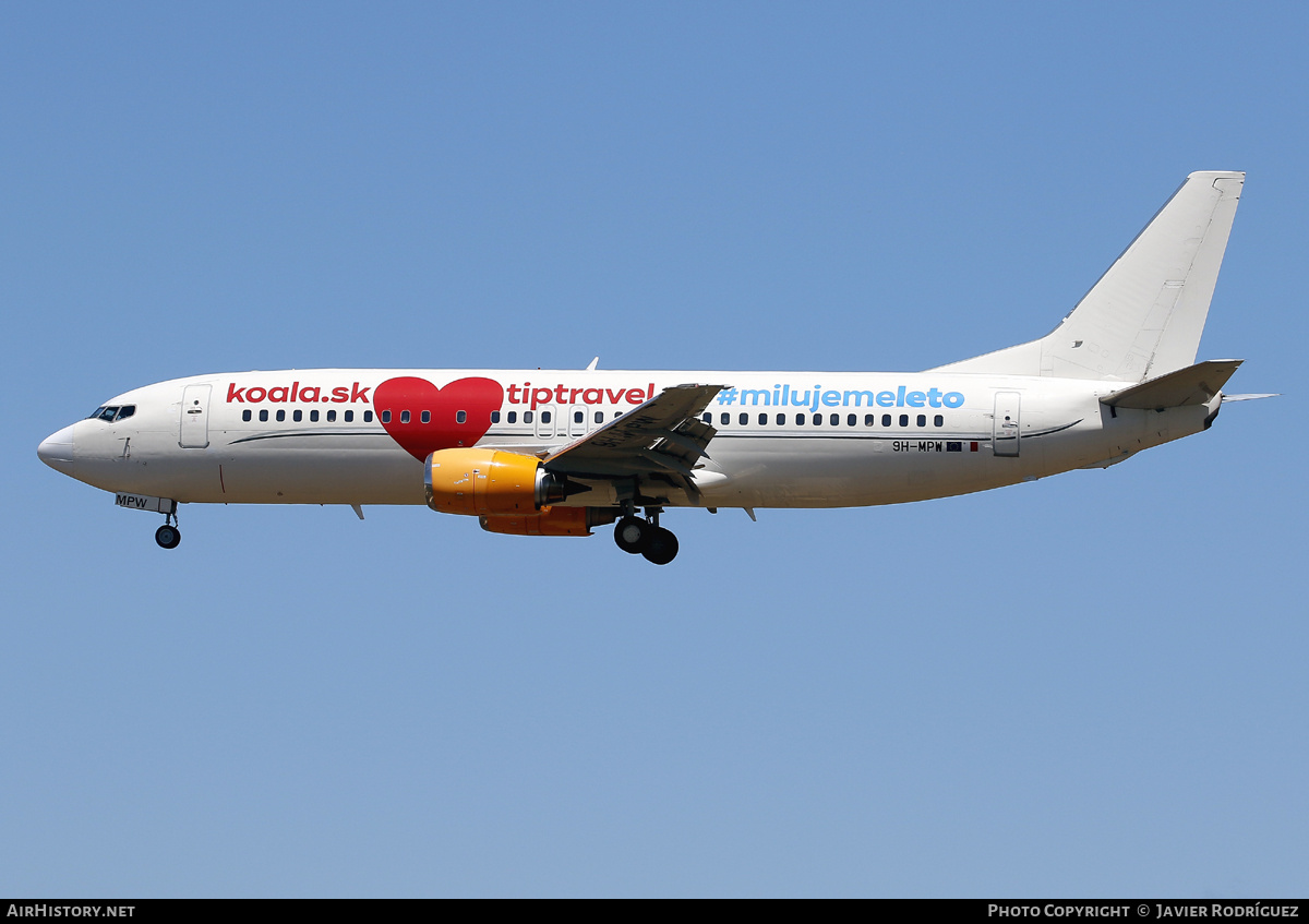 Aircraft Photo of 9H-MPW | Boeing 737-484 | Air Horizont | AirHistory.net #700107