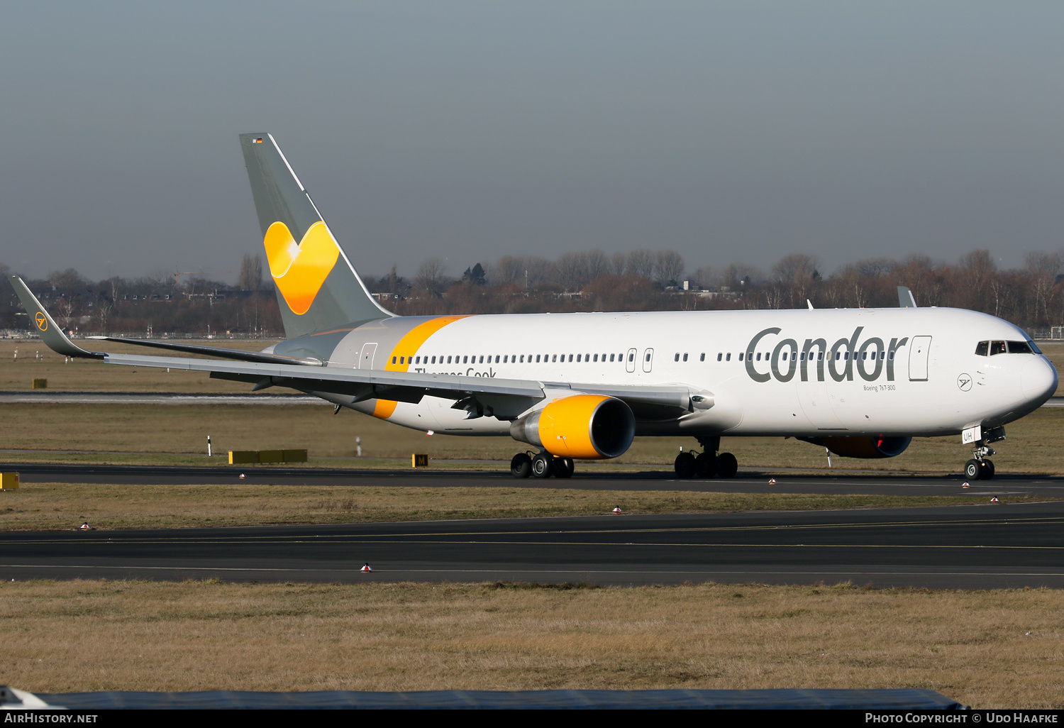 Aircraft Photo of D-ABUH | Boeing 767-330/ER | Condor Flugdienst | AirHistory.net #700115