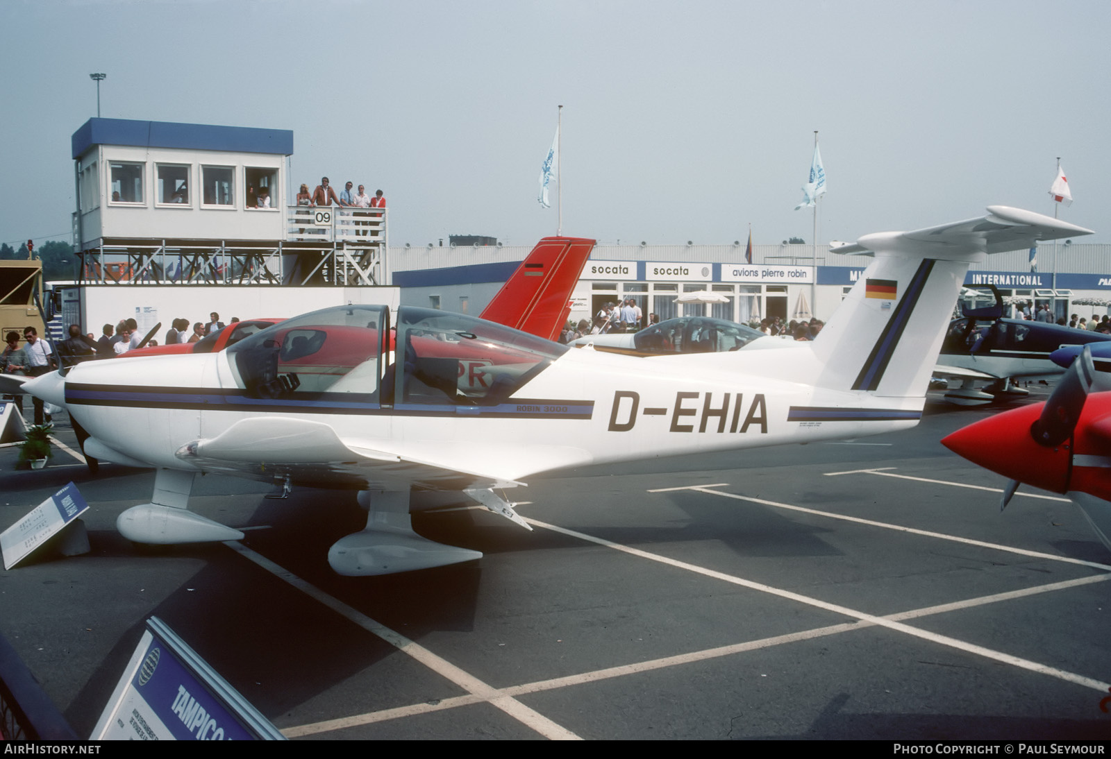 Aircraft Photo of D-EHIA | Robin R-3000-140 | AirHistory.net #700117