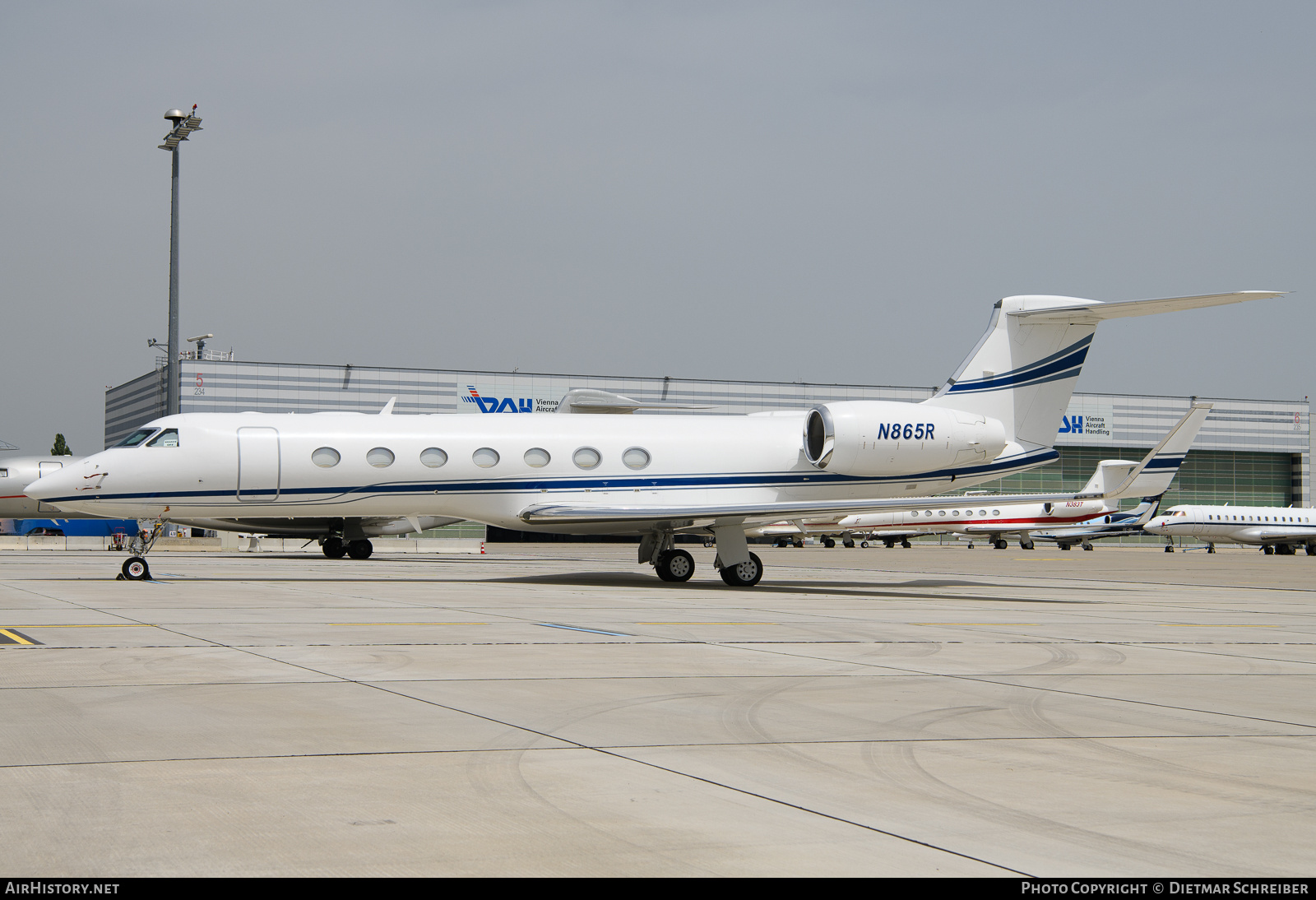 Aircraft Photo of N865R | Gulfstream Aerospace G-V-SP Gulfstream G550 | AirHistory.net #700127