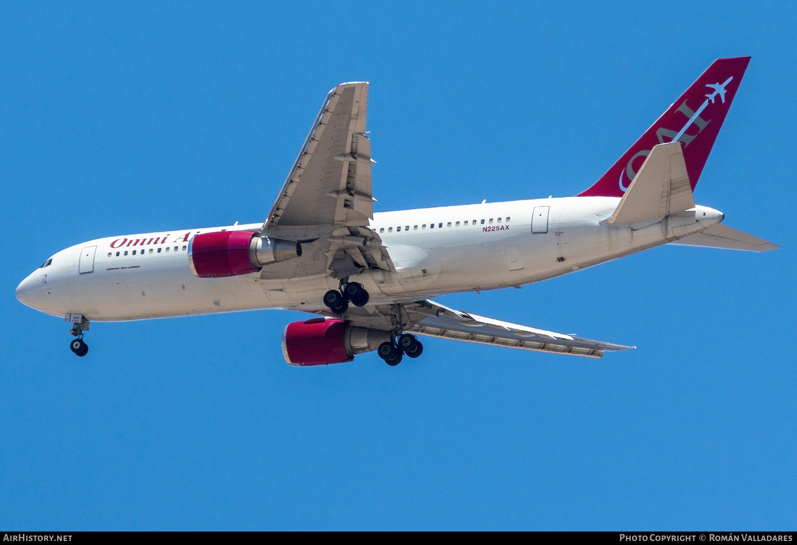 Aircraft Photo of N225AX | Boeing 767-224/ER | Omni Air International - OAI | AirHistory.net #700131