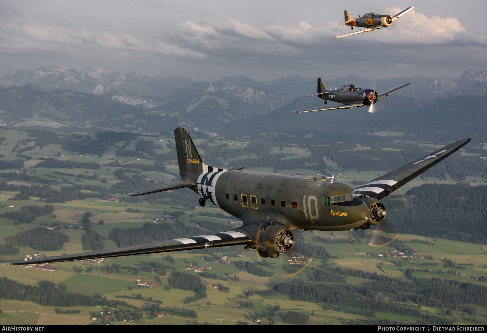 Aircraft Photo of N74589 / 224064 | Douglas C-47A Skytrain | USA - Air Force | AirHistory.net #700162