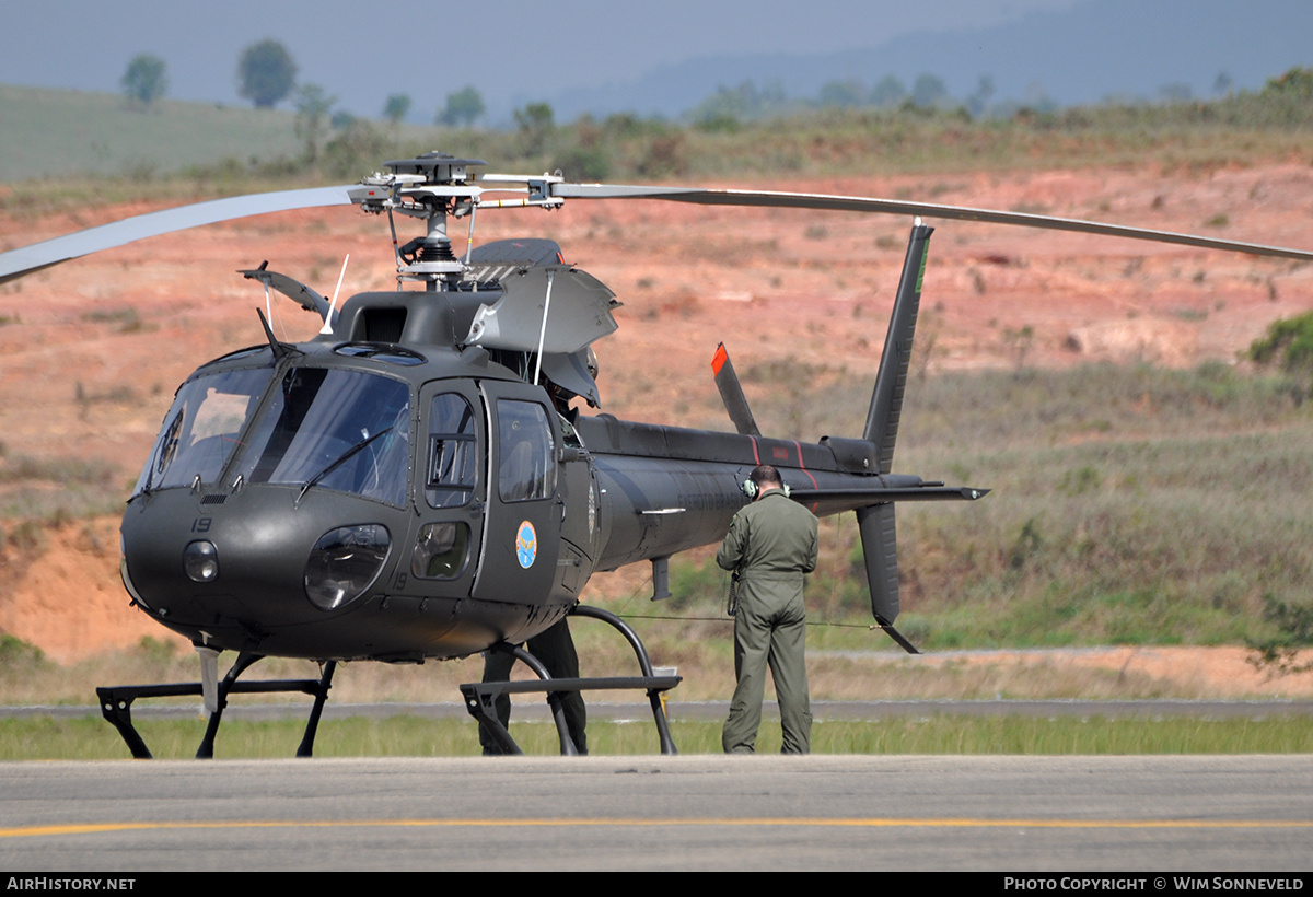 Aircraft Photo of EB-1019 | Helibras HA-1 Esquilo (AS-550A-2) | Brazil - Army | AirHistory.net #700310