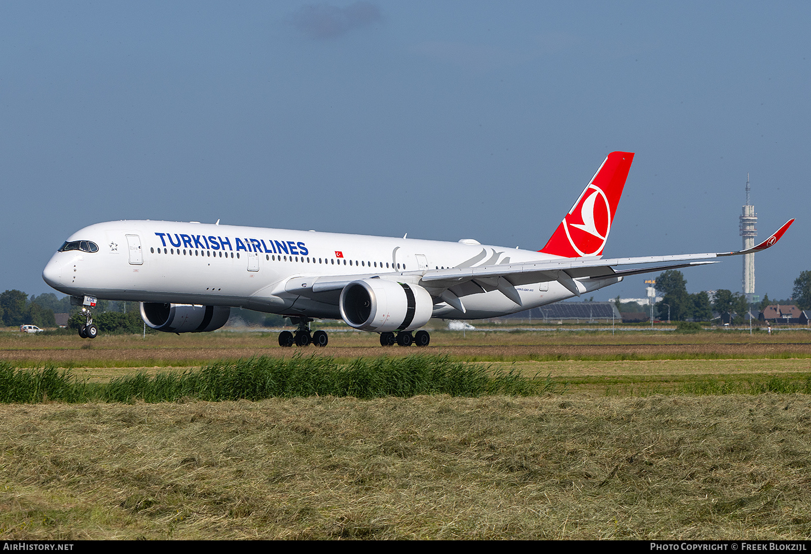 Aircraft Photo of TC-LGN | Airbus A350-941 | Turkish Airlines | AirHistory.net #700319