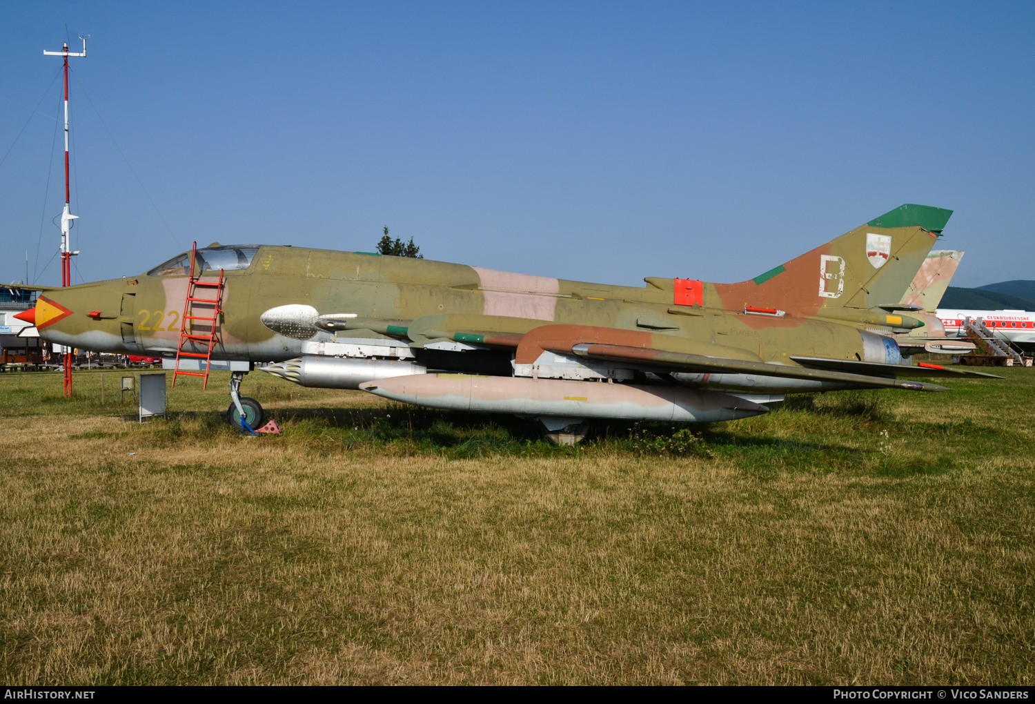 Aircraft Photo of 2220 | Sukhoi Su-22M4 | Slovakia - Air Force | AirHistory.net #700381