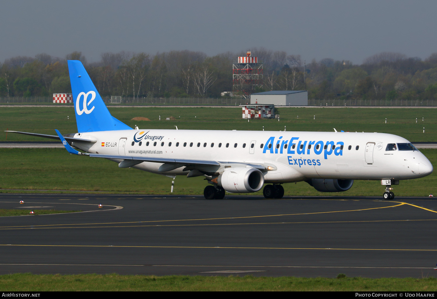 Aircraft Photo of EC-LLR | Embraer 195LR (ERJ-190-200LR) | Air Europa Express | AirHistory.net #700422