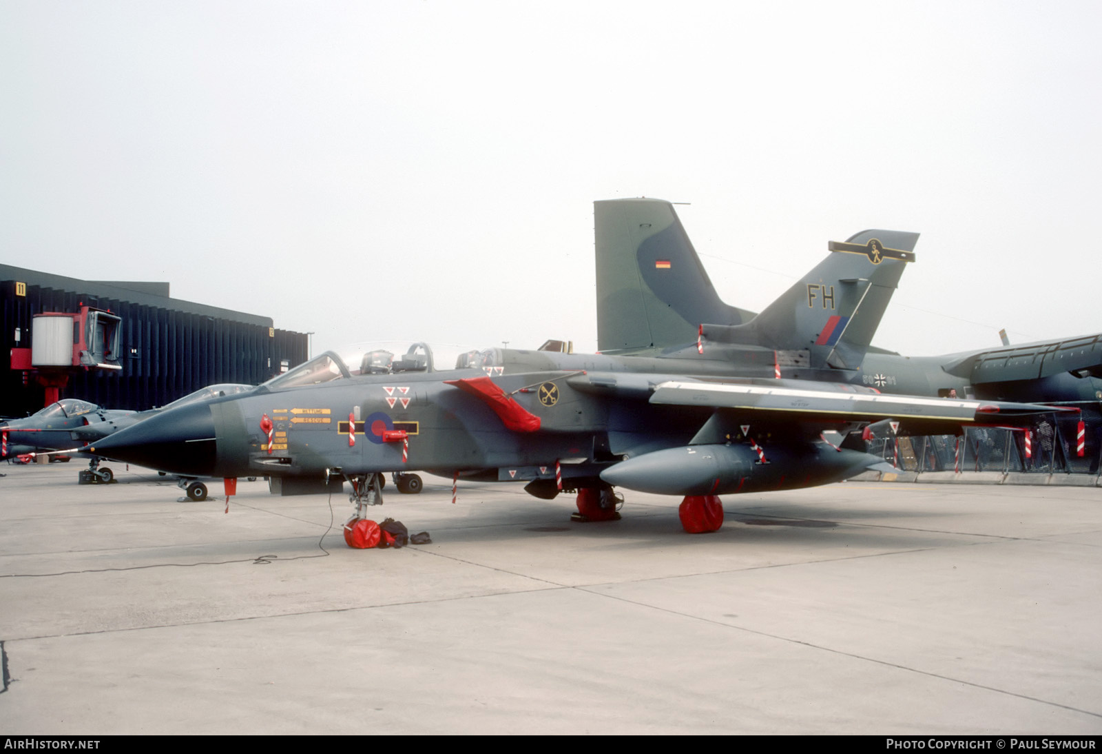 Aircraft Photo of ZA466 | Panavia Tornado GR1 | UK - Air Force | AirHistory.net #700454