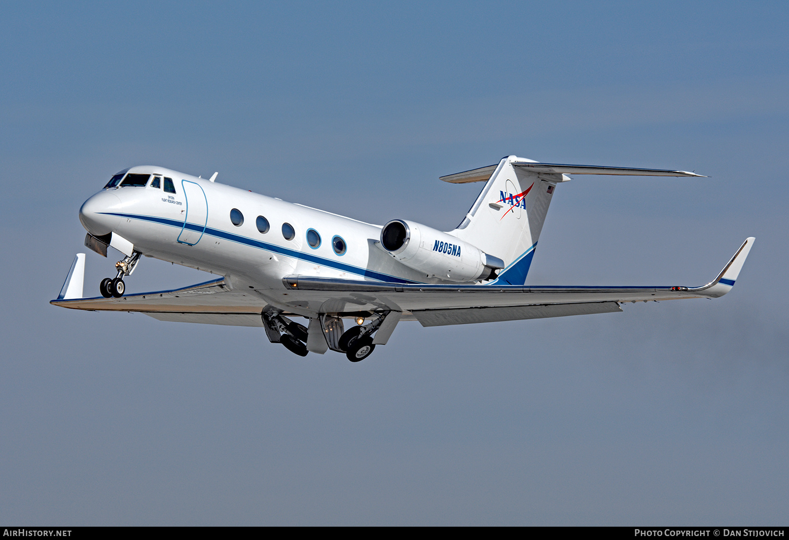 Aircraft Photo of N805NA | Grumman American G-1159 Gulfstream II | NASA - National Aeronautics and Space Administration | AirHistory.net #700488