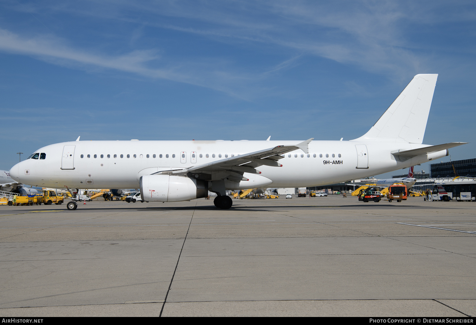 Aircraft Photo of 9H-AMH | Airbus A320-232 | Eurowings | AirHistory.net #700572