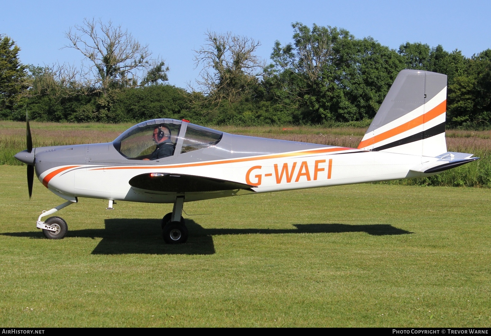 Aircraft Photo of G-WAFI | Van's RV-12iS | AirHistory.net #700602