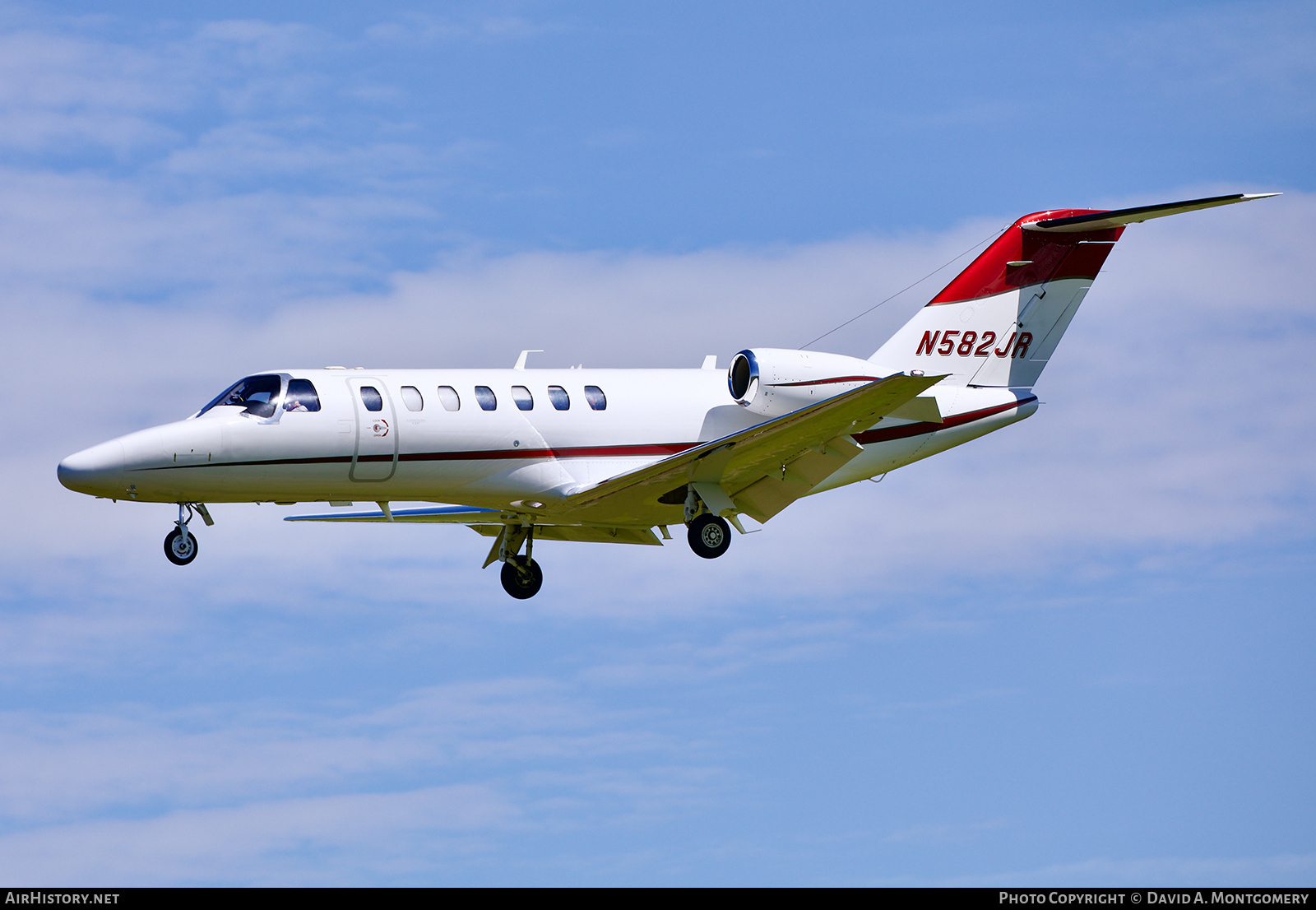 Aircraft Photo of N582JR | Cessna 525B CitationJet CJ3+ | AirHistory.net #700605