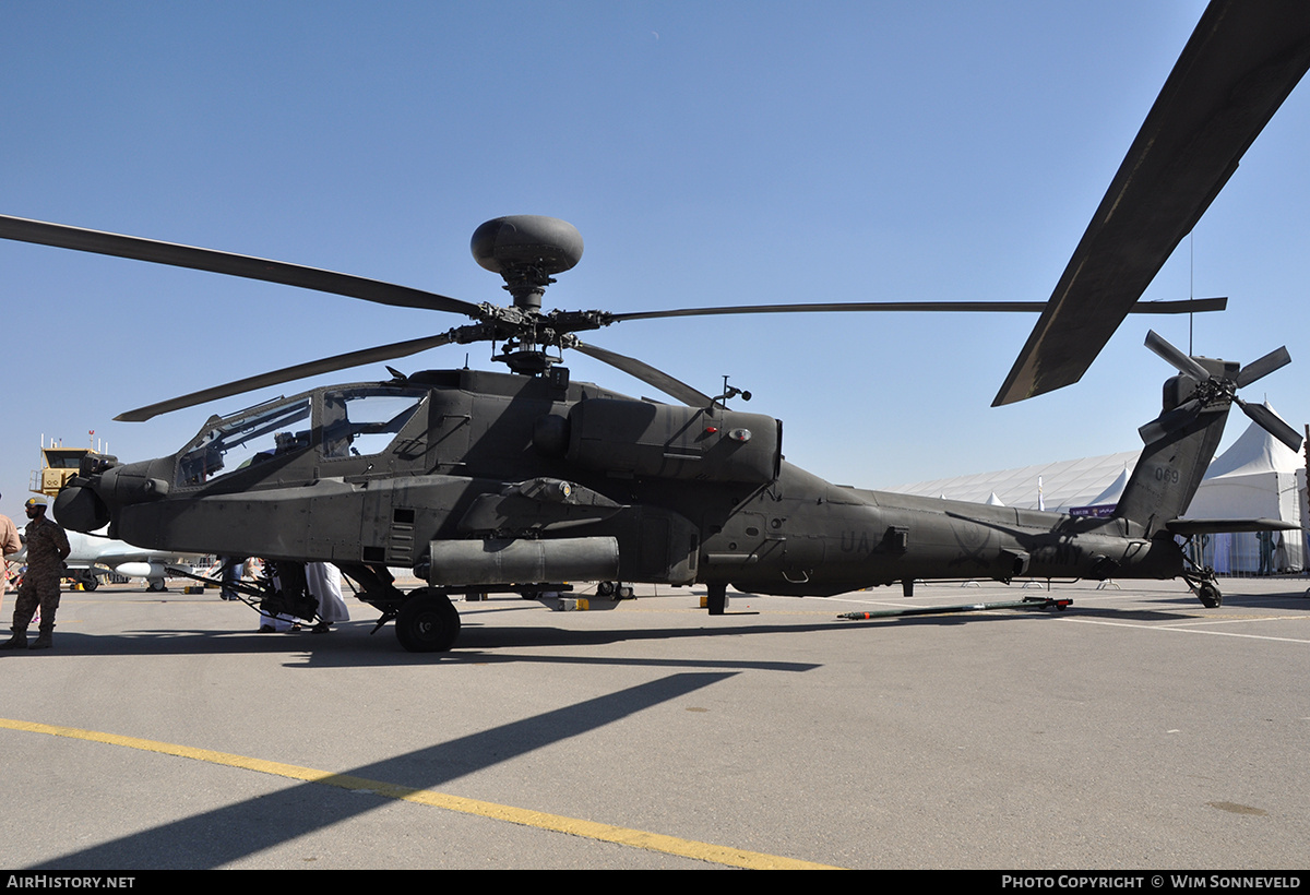 Aircraft Photo of 069 | Boeing AH-64D Apache Longbow | United Arab Emirates - Air Force | AirHistory.net #700613