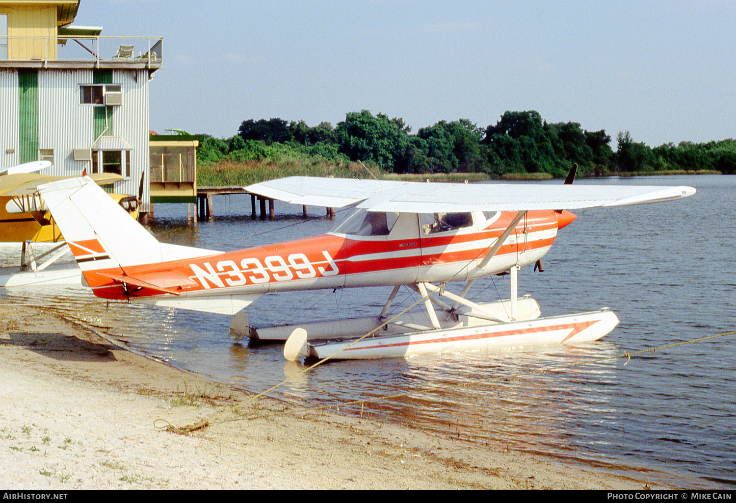 Aircraft Photo of N3399J | Cessna 150G | AirHistory.net #700695