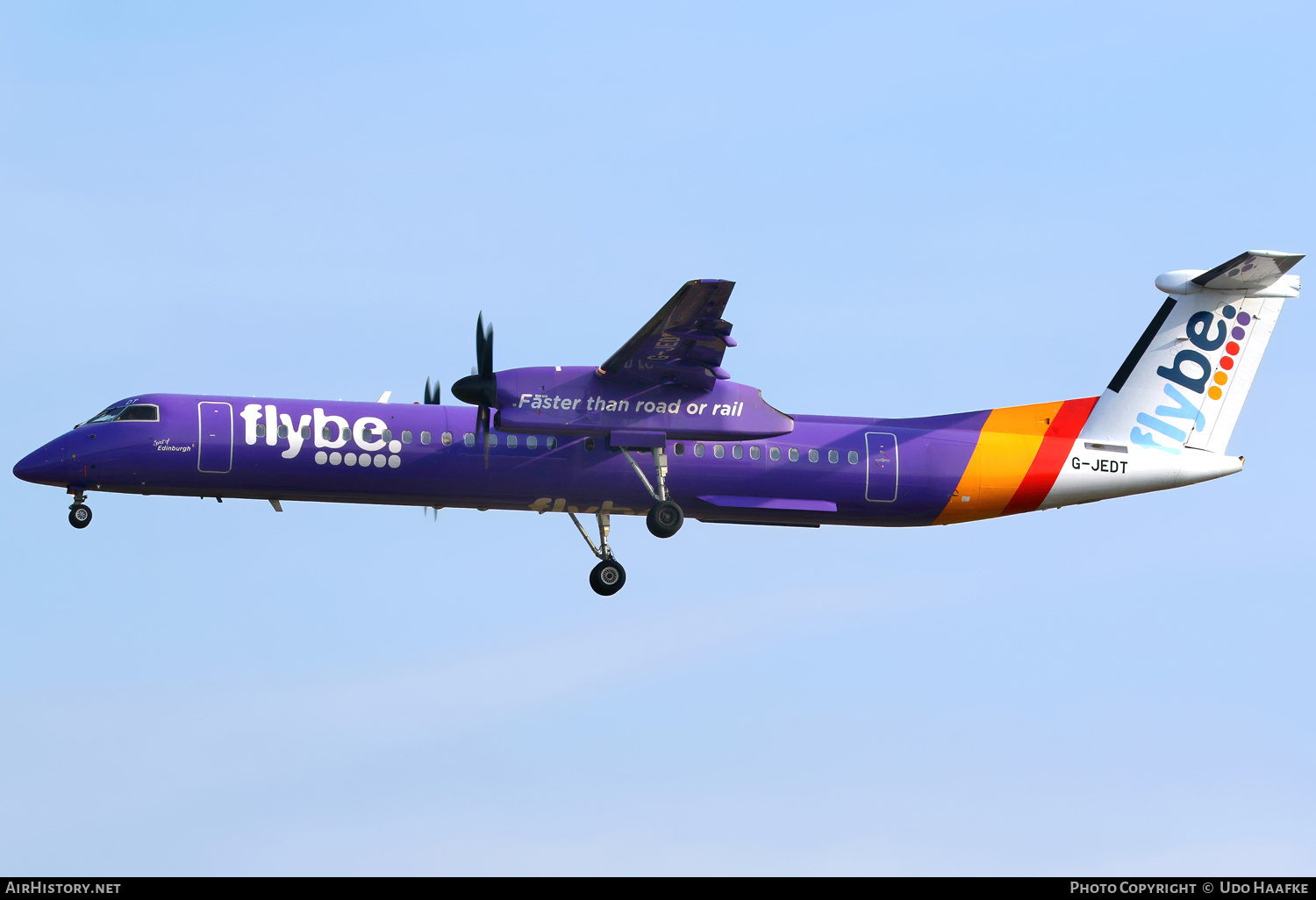 Aircraft Photo of G-JEDT | Bombardier DHC-8-402 Dash 8 | Flybe | AirHistory.net #700782