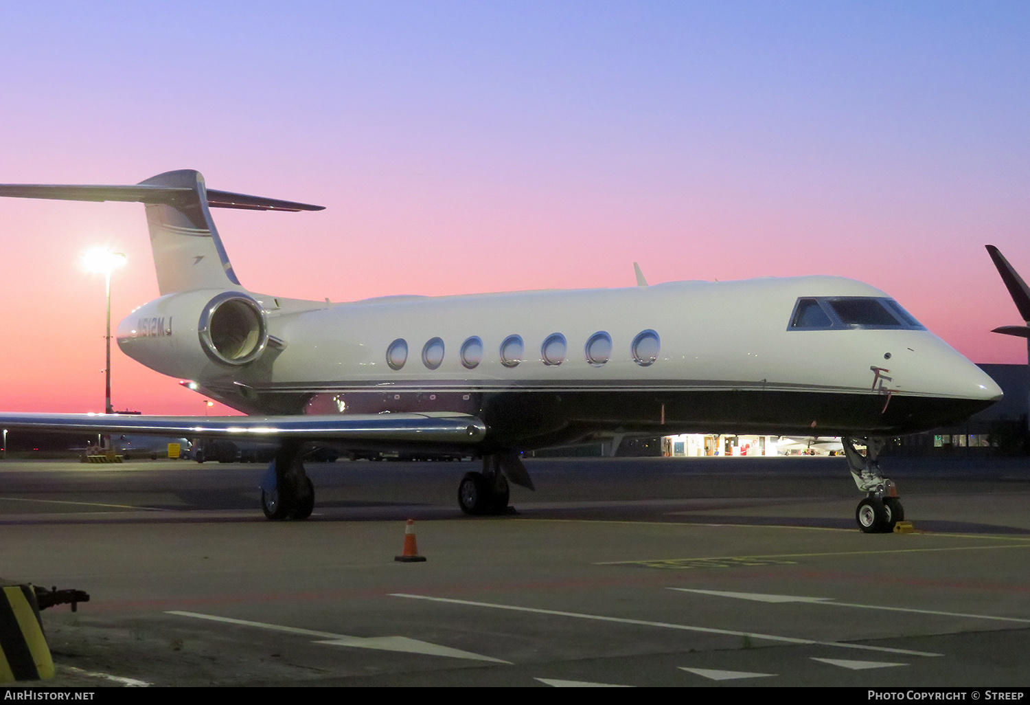 Aircraft Photo of N612MJ | Gulfstream Aerospace G-V Gulfstream V | AirHistory.net #700784