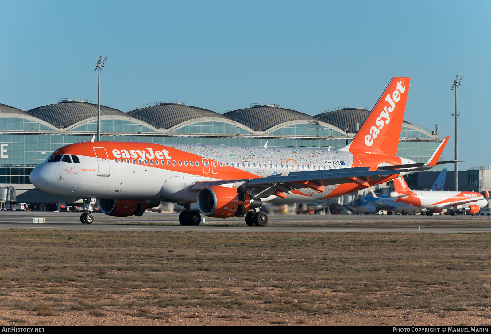 Aircraft Photo of G-EZOX | Airbus A320-214 | EasyJet | AirHistory.net #700786