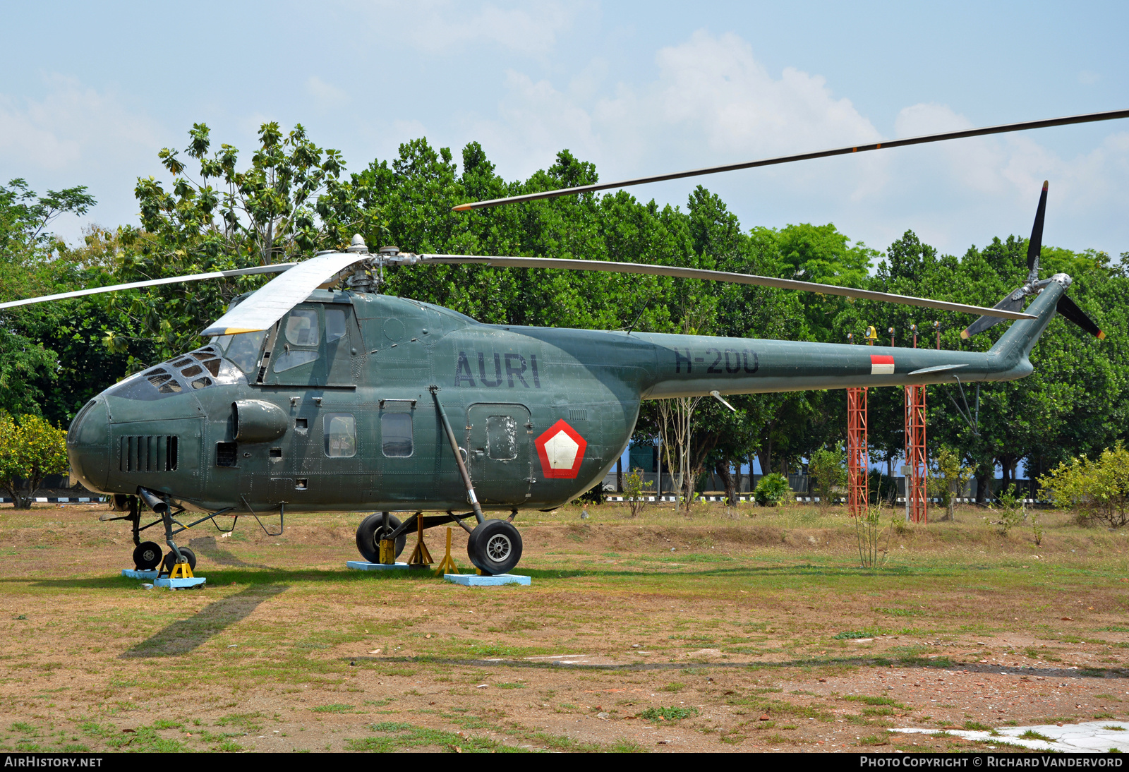 Aircraft Photo of H-200 | Mil Mi-4 | Indonesia - Air Force | AirHistory.net #700806