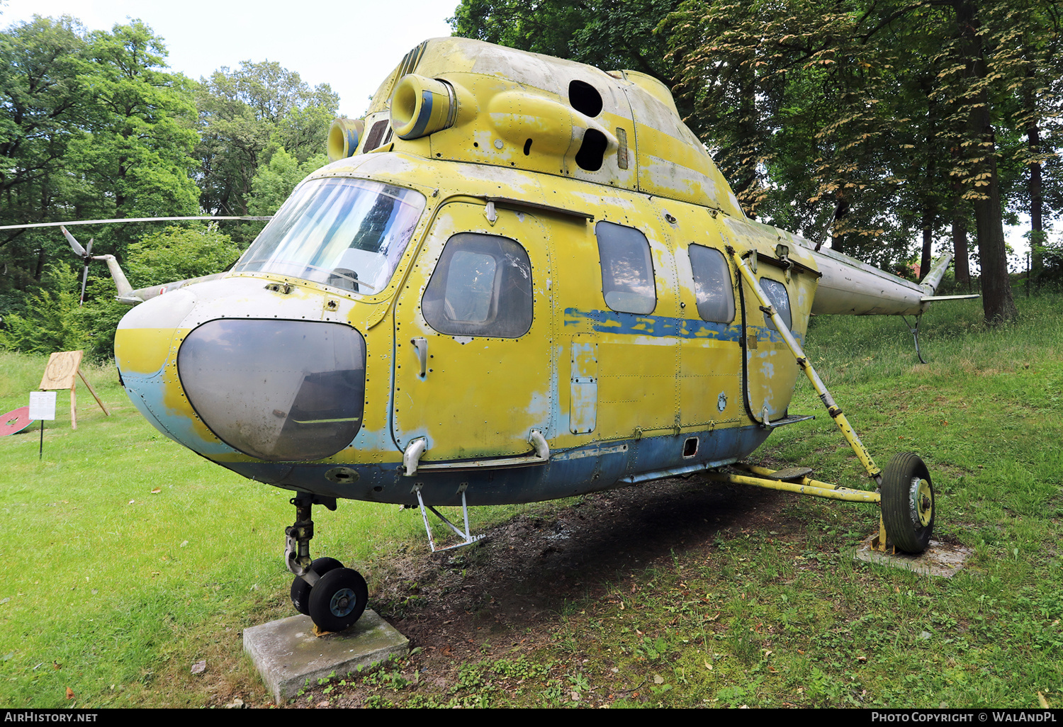 Aircraft Photo of 104 | Mil Mi-2M2 | Poland - Air Force | AirHistory.net #700848