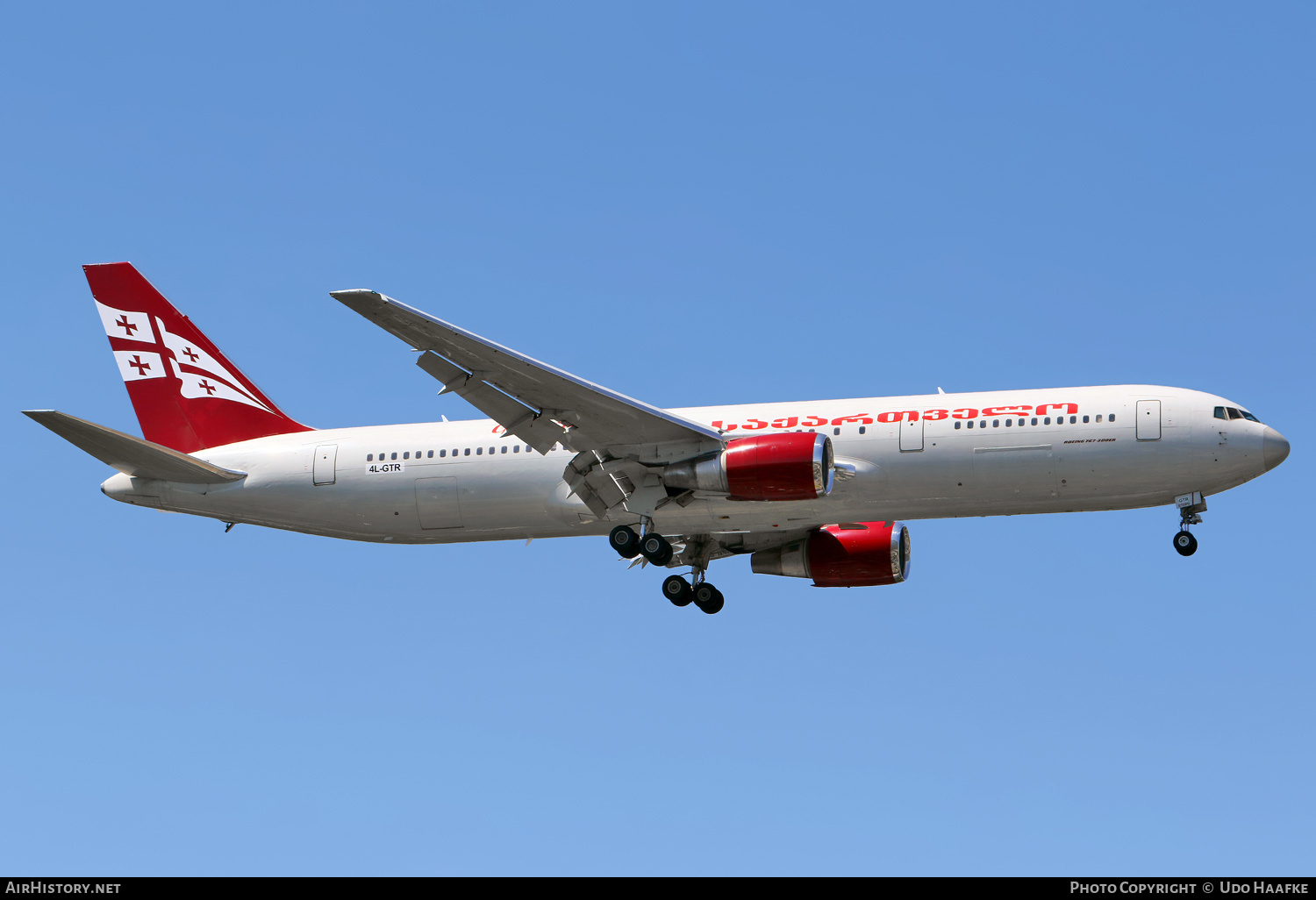 Aircraft Photo of 4L-GTR | Boeing 767-3Q8/ER | Airzena - Georgian Airways | AirHistory.net #700898
