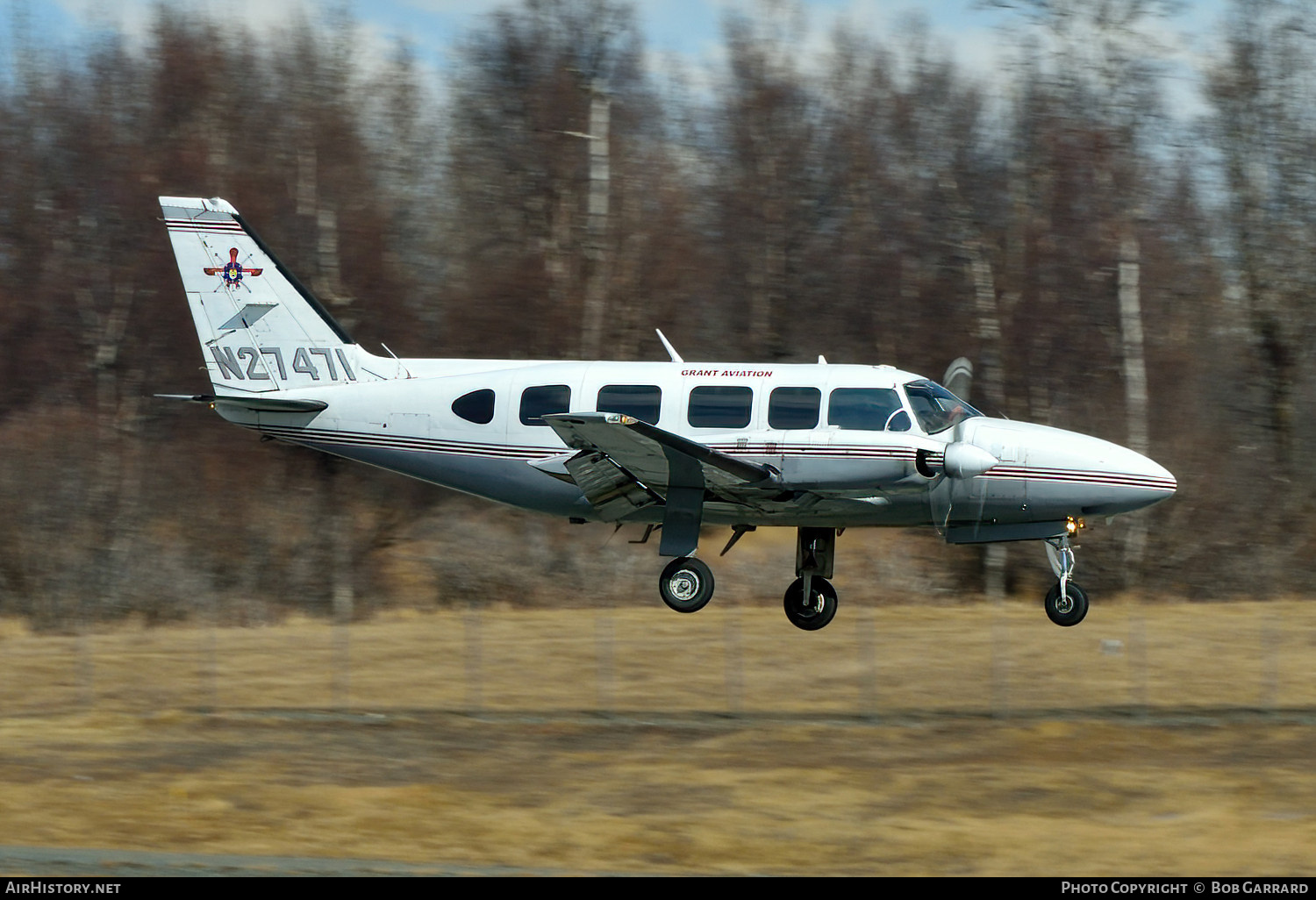 Aircraft Photo of N27471 | Piper PA-31-350 Navajo Chieftain | Grant Aviation | AirHistory.net #700939