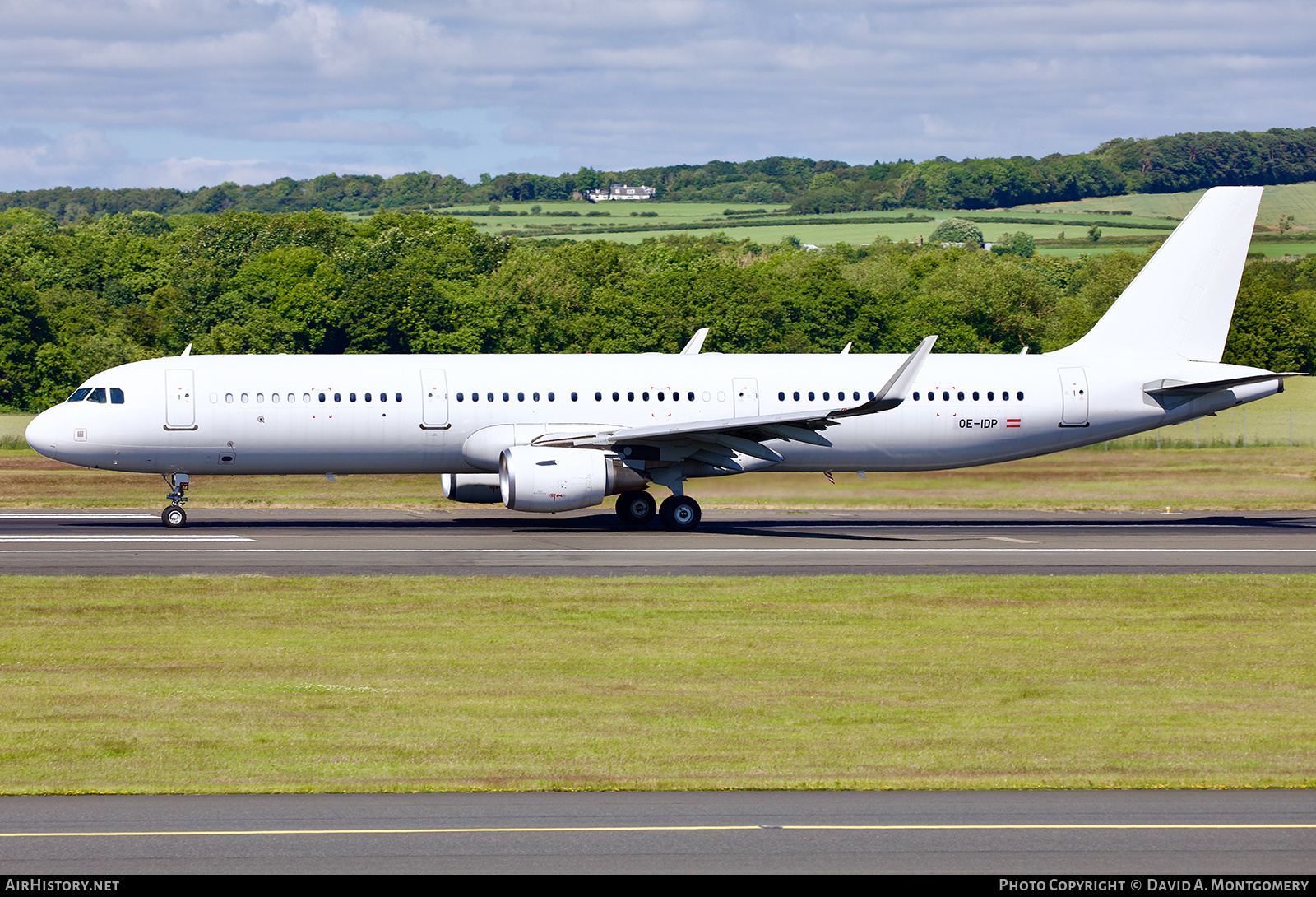 Aircraft Photo of OE-IDP | Airbus A321-211 | AirHistory.net #701131
