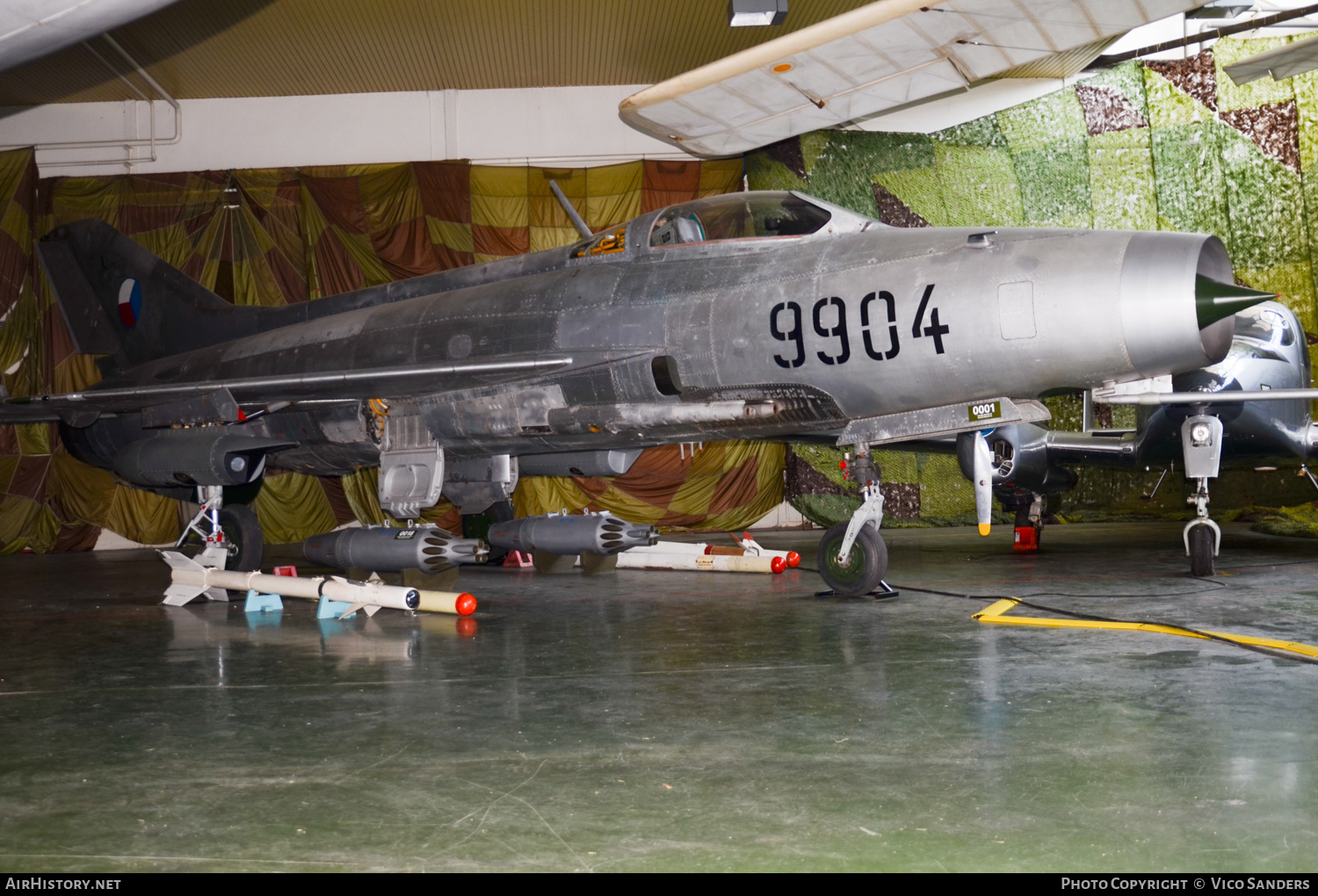 Aircraft Photo of 9904 | Mikoyan-Gurevich MiG-21F-13 | Czechoslovakia - Air Force | AirHistory.net #701197