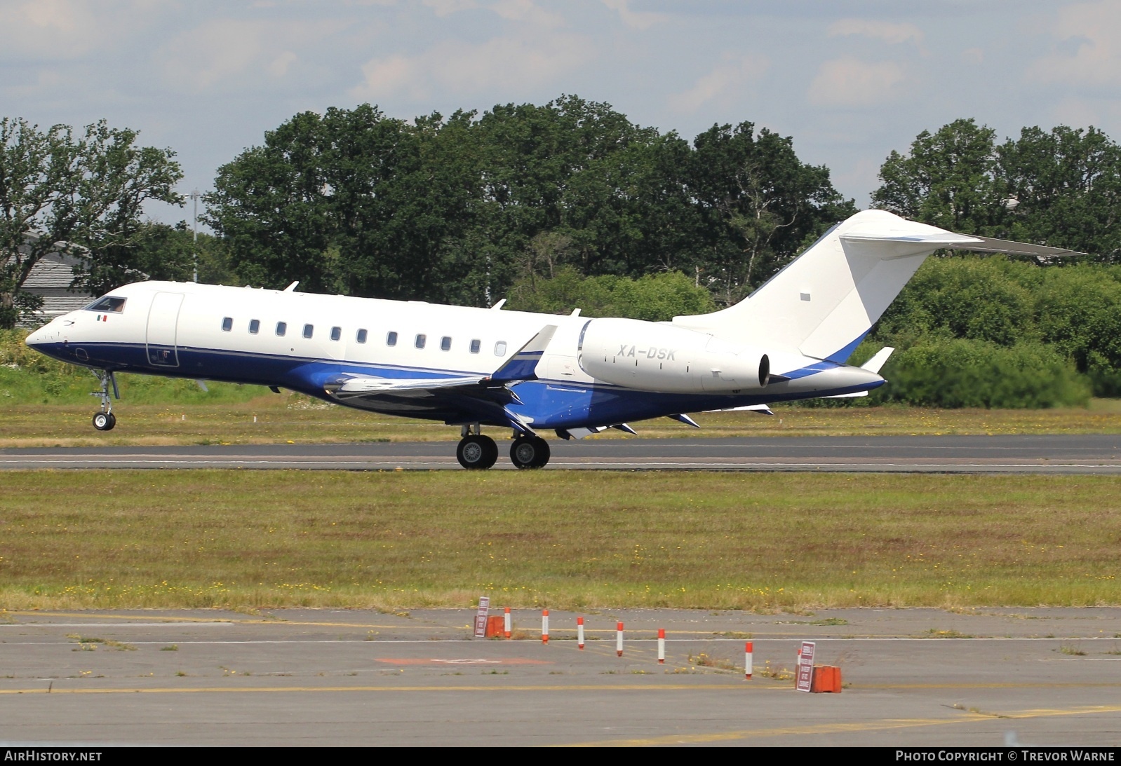 Aircraft Photo of XA-DSK | Bombardier Global 5500 (BD-700-1A11) | AirHistory.net #701272