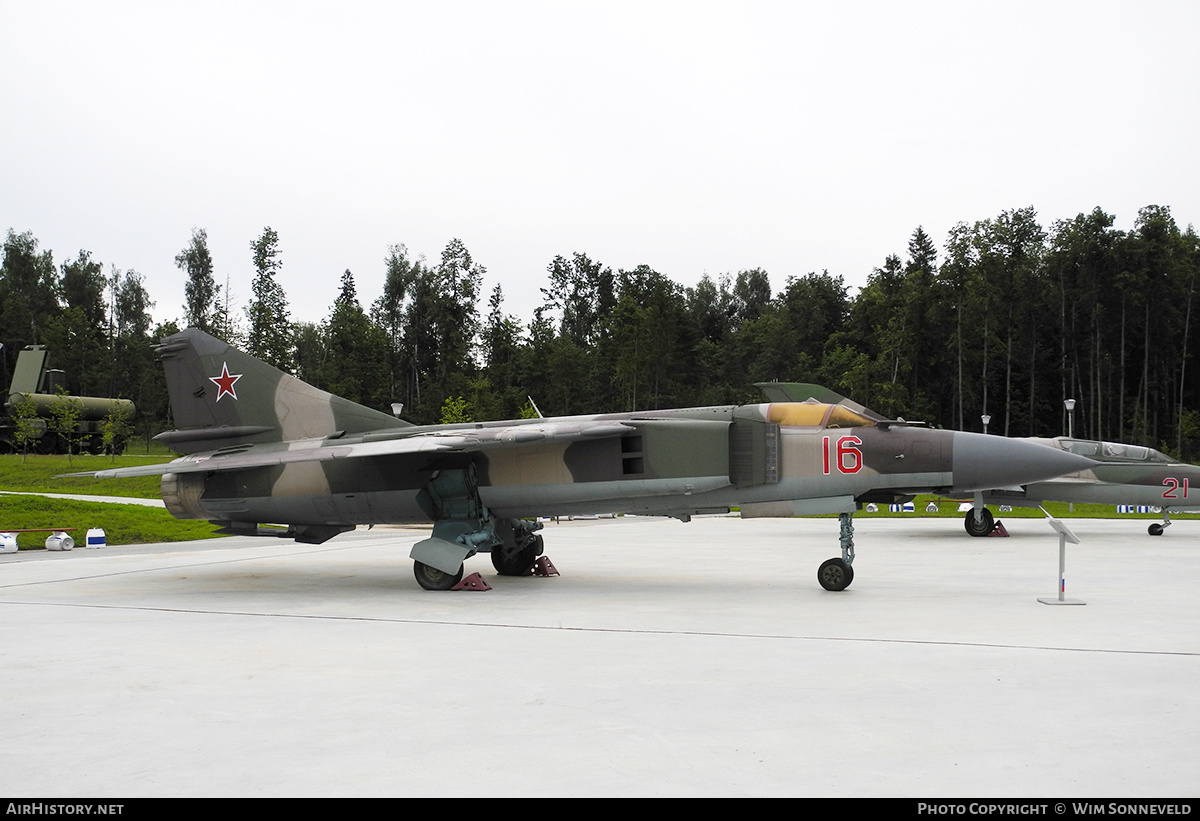 Aircraft Photo of 16 red | Mikoyan-Gurevich MiG-23MLD | Russia - Air Force | AirHistory.net #701355