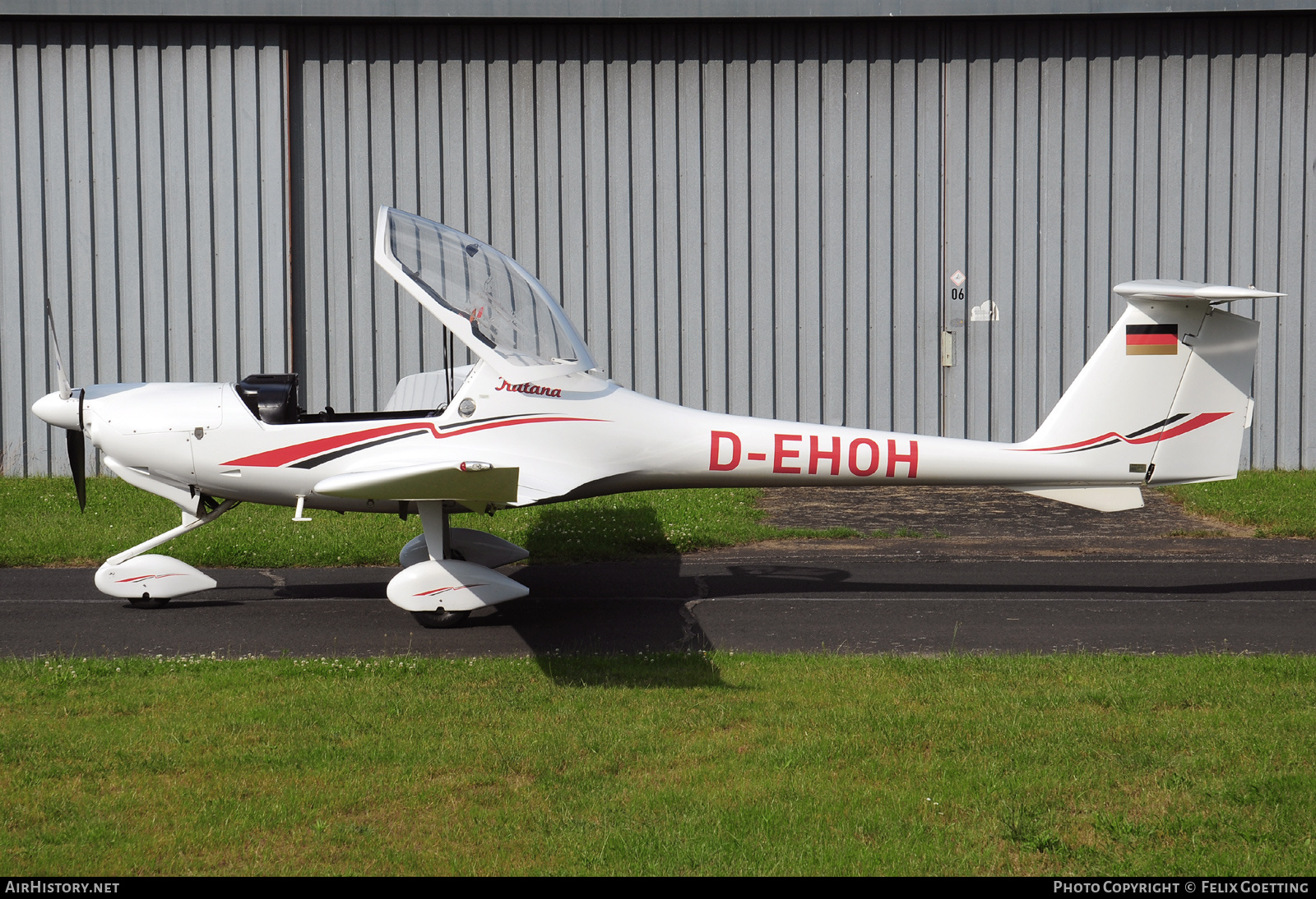 Aircraft Photo of D-EHOH | HOAC DV-20-100 Katana | AirHistory.net #701638