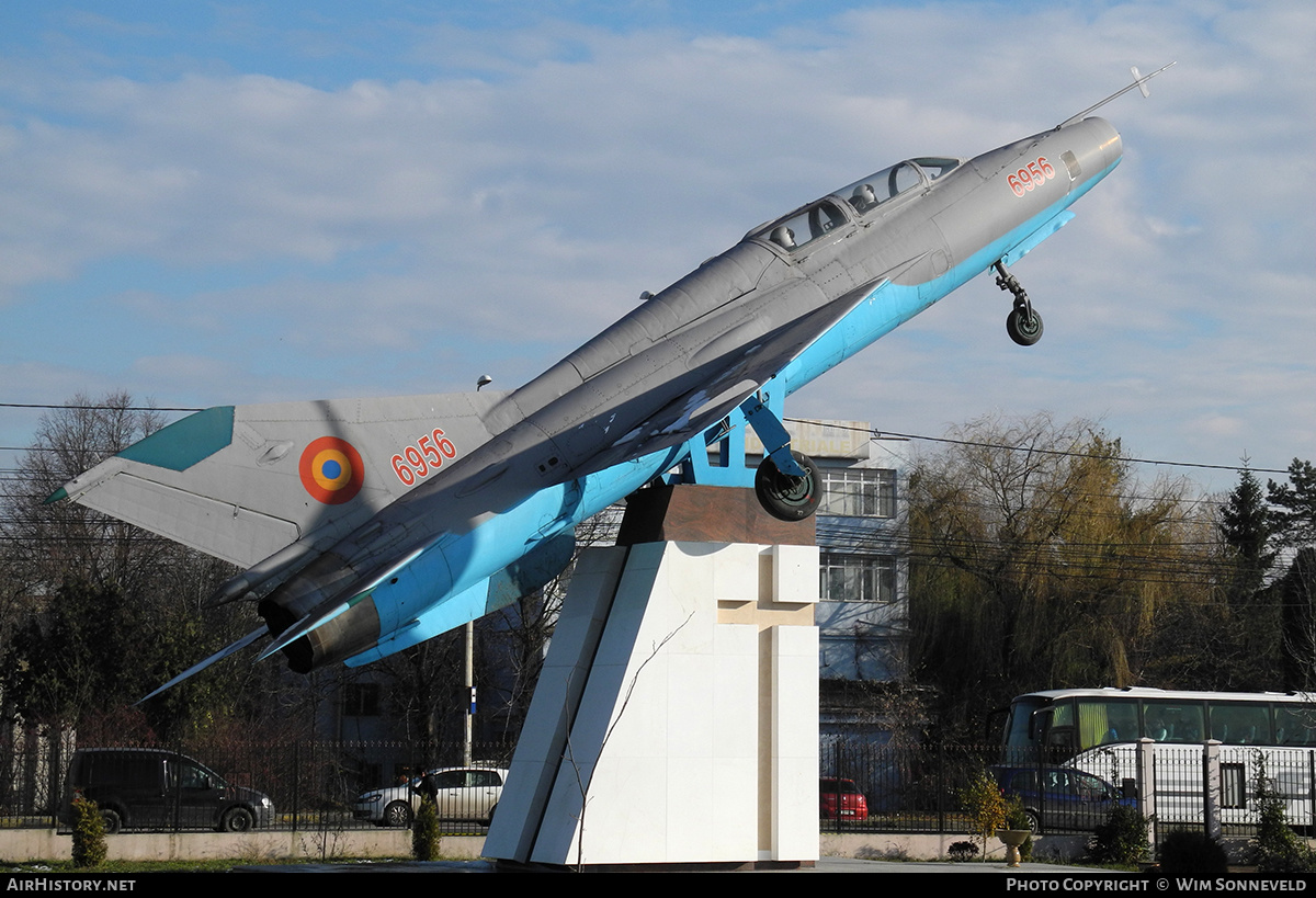 Aircraft Photo of 6956 | Mikoyan-Gurevich MiG-21UM | Romania - Air Force | AirHistory.net #701920